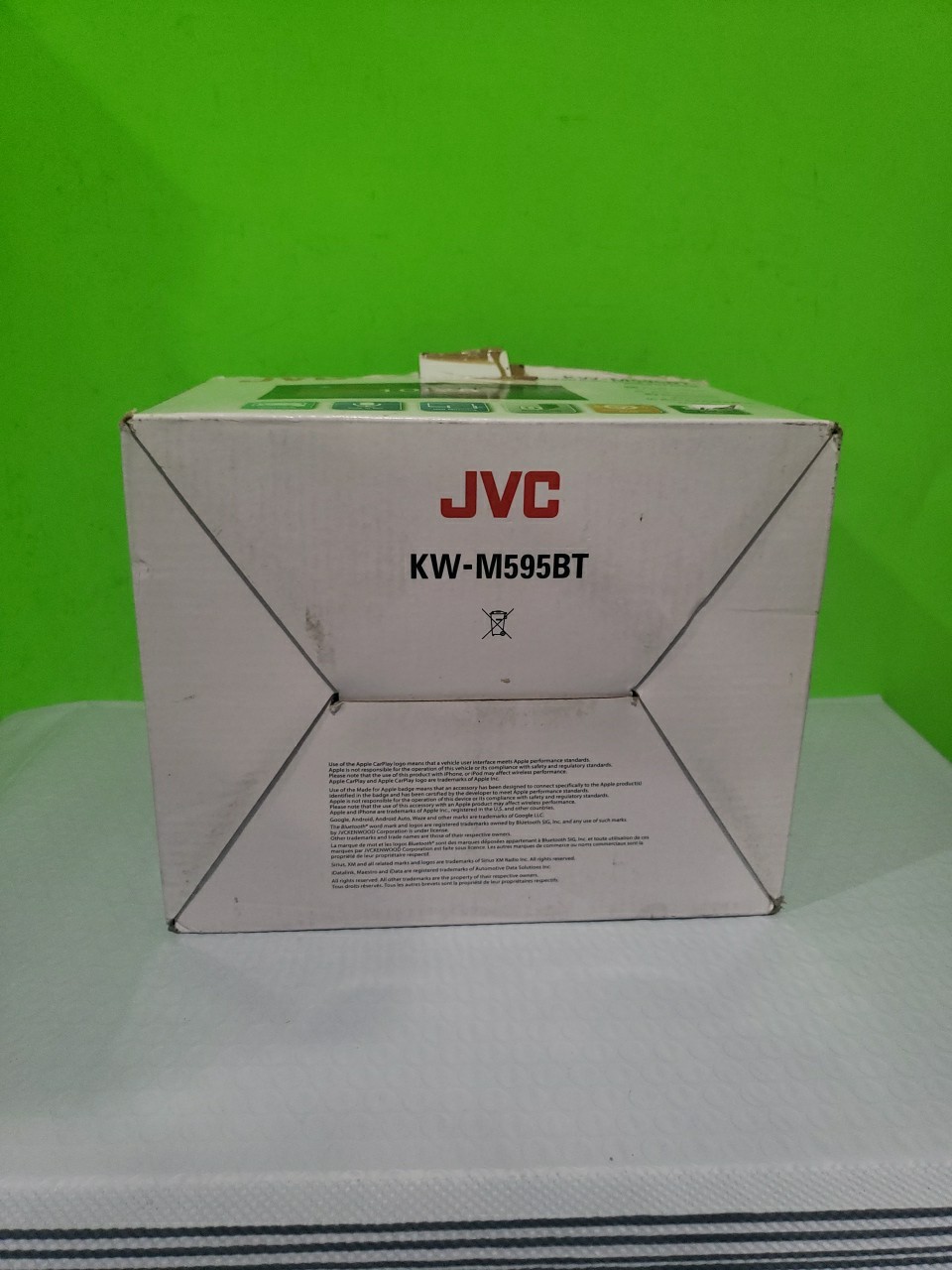 JVC KW-M595BT Digital multimedia receiver (does not play discs) Open Box