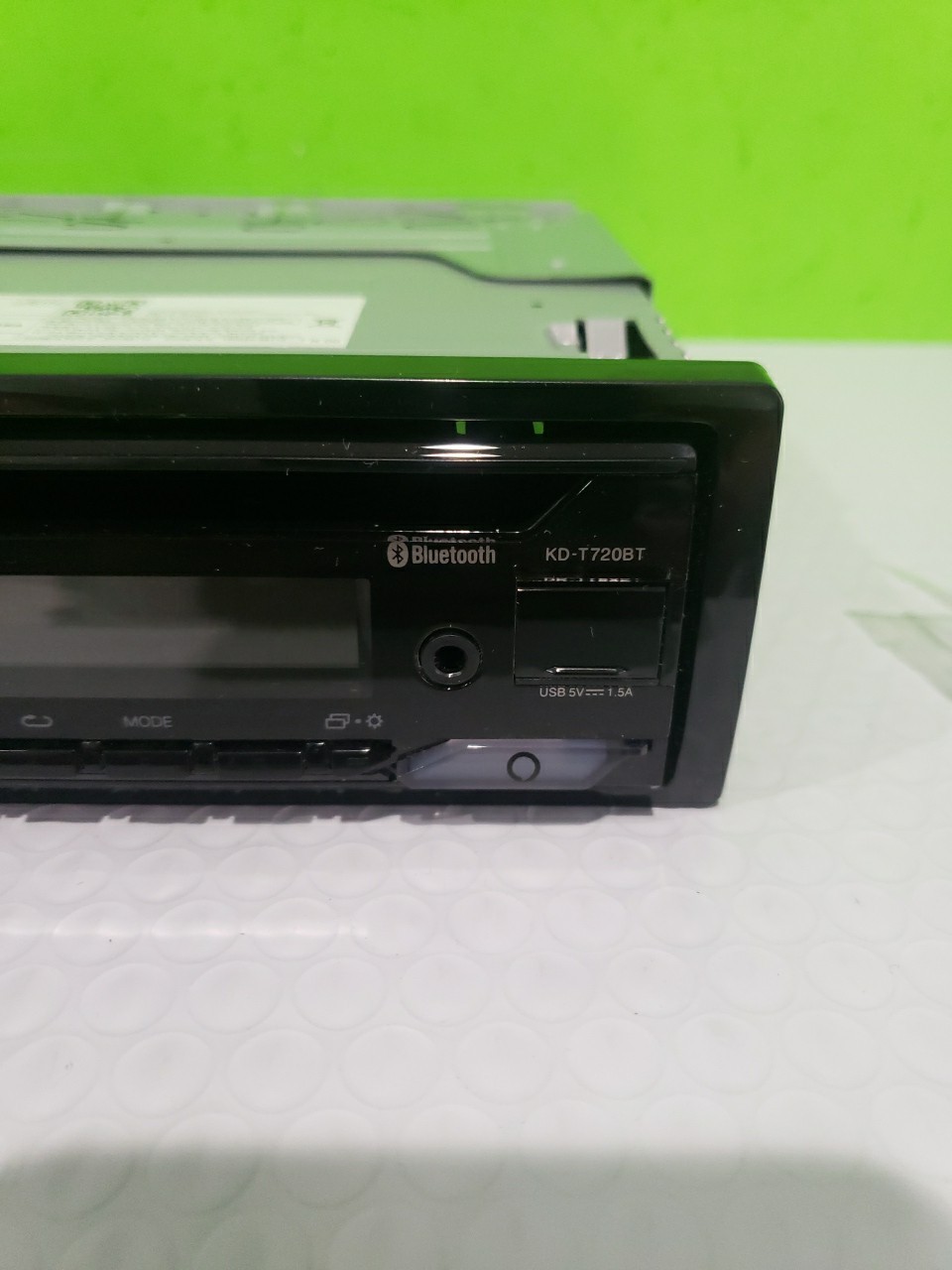 JVC KD-T720BT Single DIN CD with Bluetooth, Alexa, USB, and 13-Band EQ Open Box