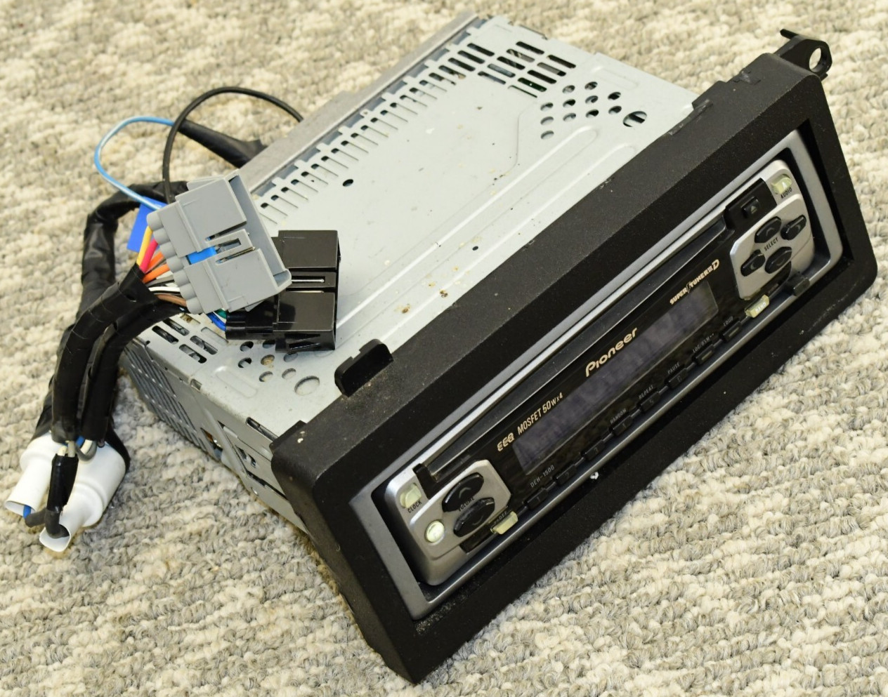 VINTAGE Pioneer DEH-1500 CD Player In Dash Receiver Mosfet ECQ Electronics Cars