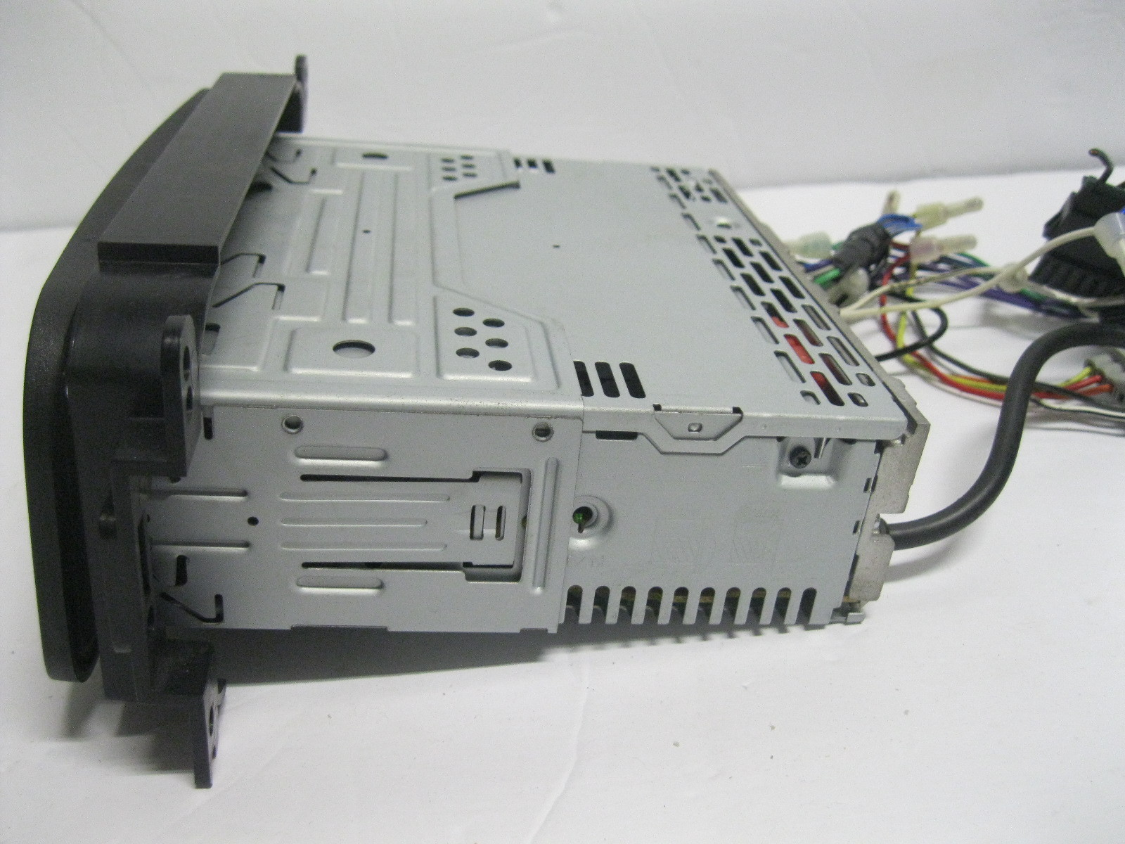Sony CDX-GT4 30U CD Player/MP3 WMA AAC In Dash Receiver Xplode-Working