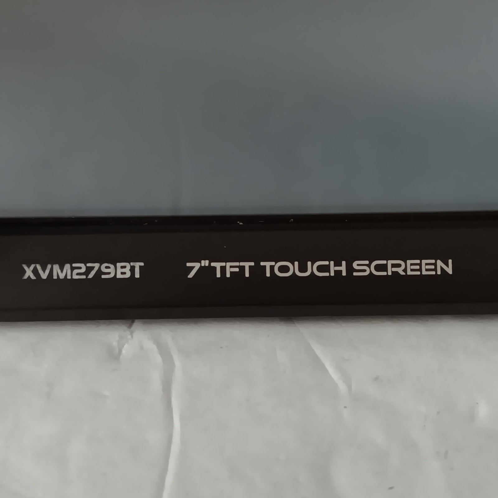 Dual Electronics XVM279BT 7″ Touchscreen Multimedia AM/FM Receiver (Untested)