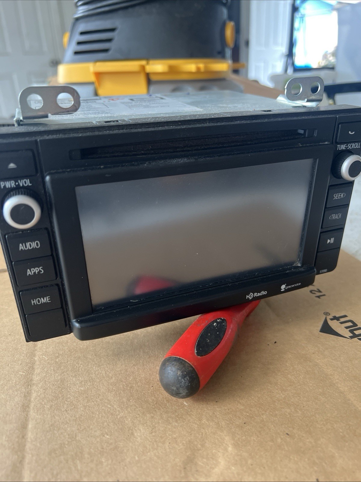 13-15 TOYOTA TACOMA 86140-04130 AM FM RADIO MP3 CD PLAYER OEM FACTORY