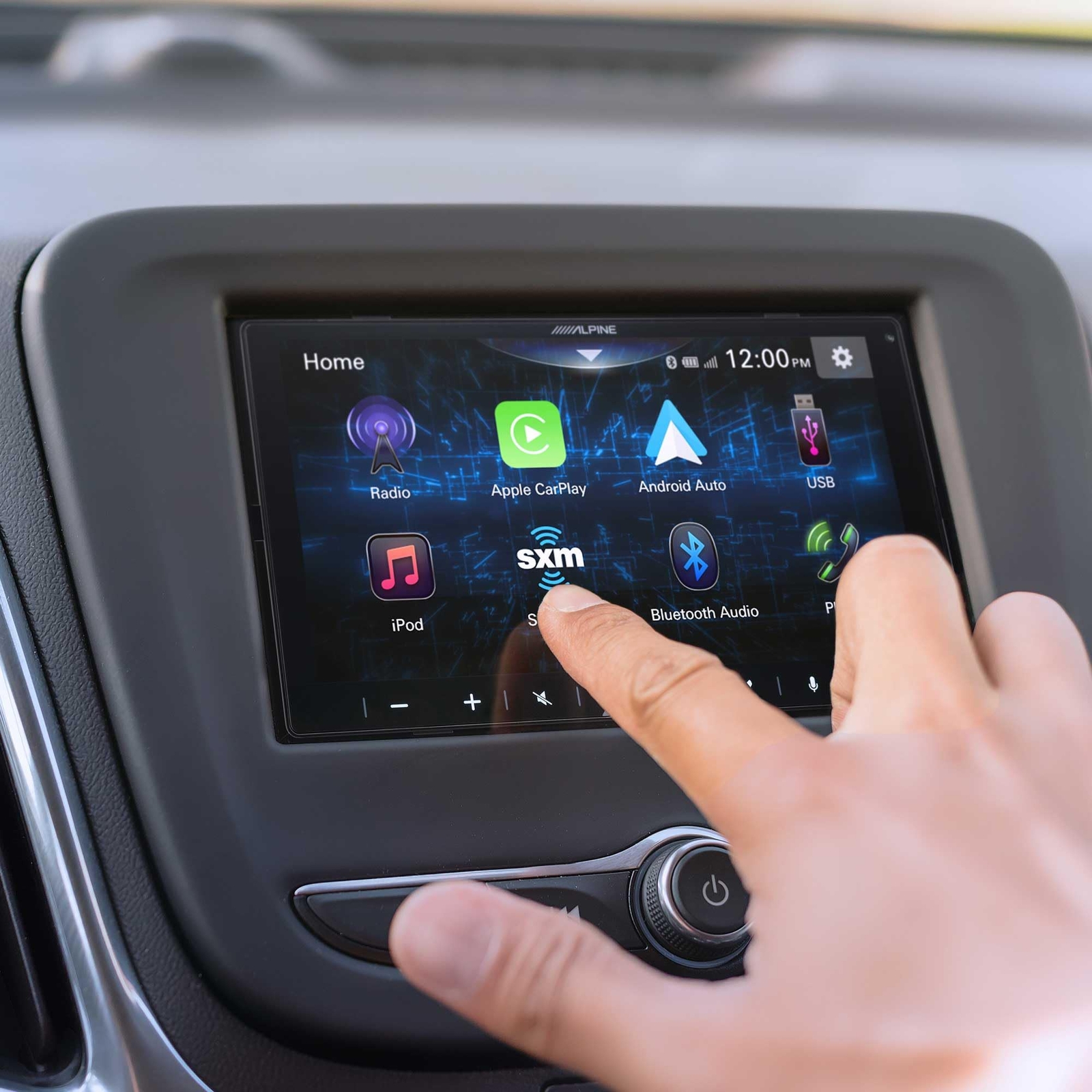 Alpine iLX-W670 Digital Multimedia Receiver with CarPlay and Android Auto – NEW