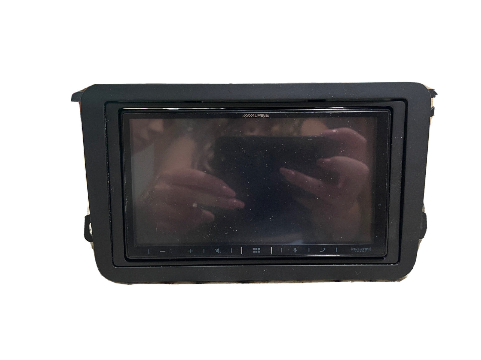 Alpine iLX-W650 7 inch Mechless In-Dash Receiver