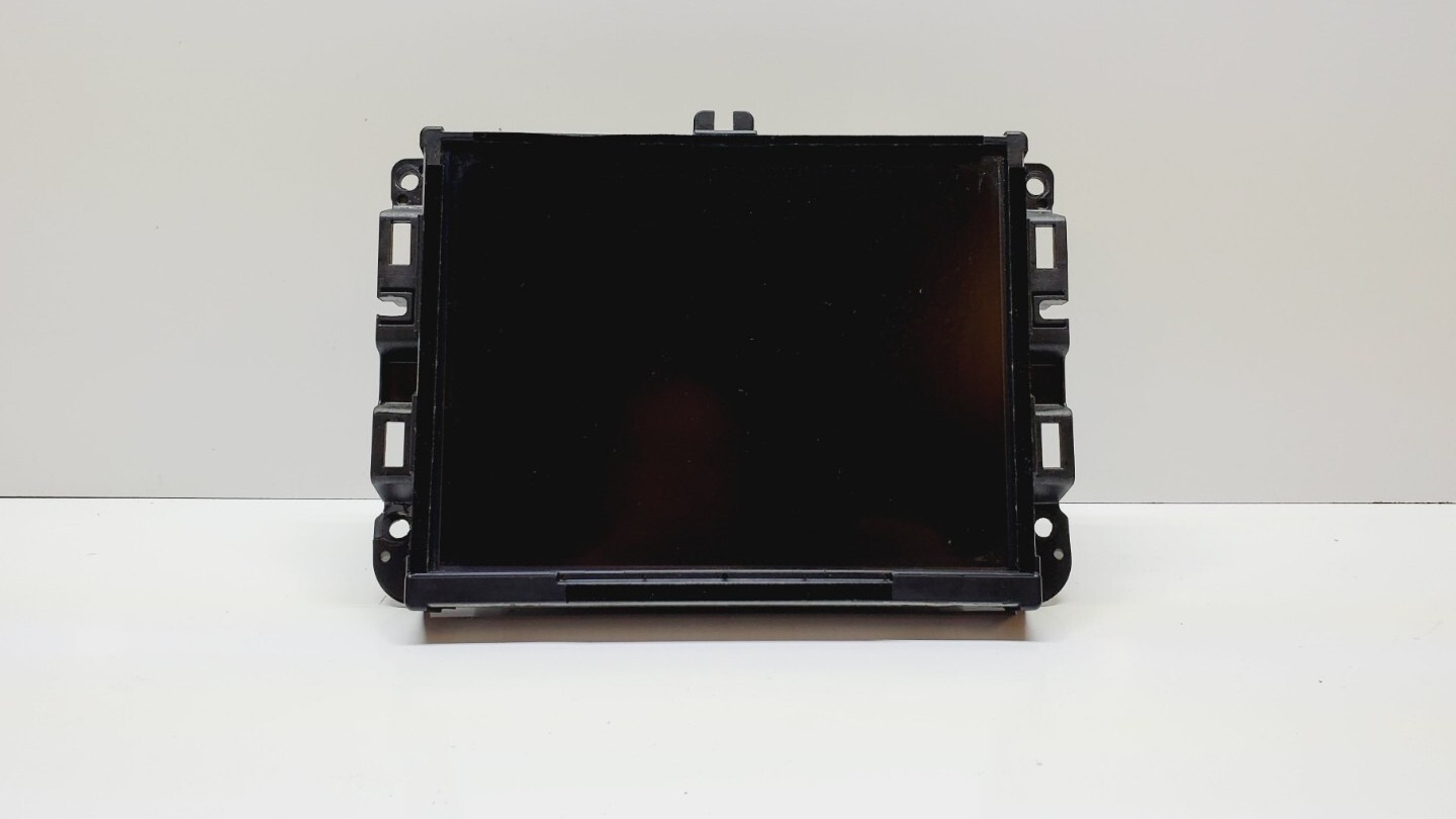 2016 Jeep Cherokee 8.4” Uconnect Display Receiver w/o Nav VP3 NA 68249986AH