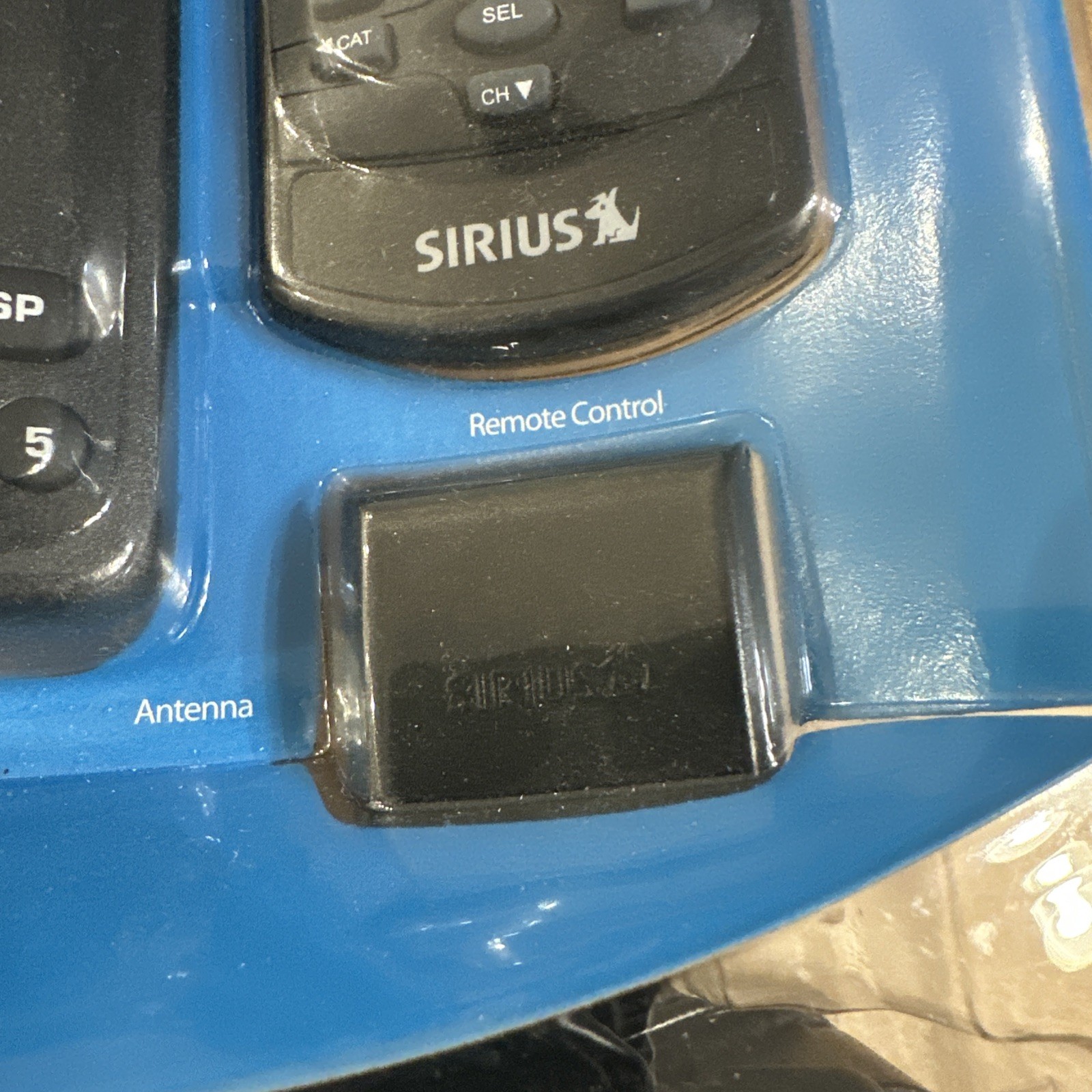 Sirius Satellite Radio Sirius One All-In-One Car Kit with remote NEW SV1