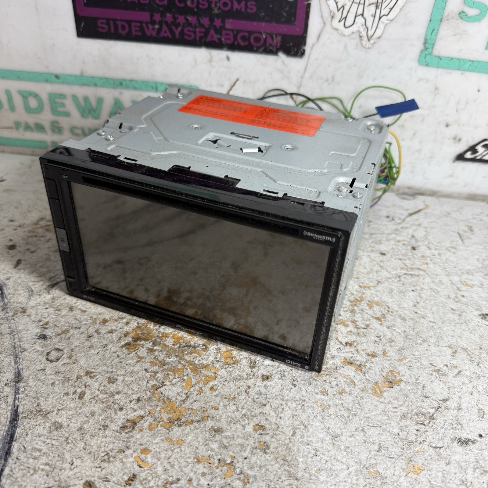 Pioneer Double DIN Touchscreen Dash Head Unit AVH-521EX Stereo Radio