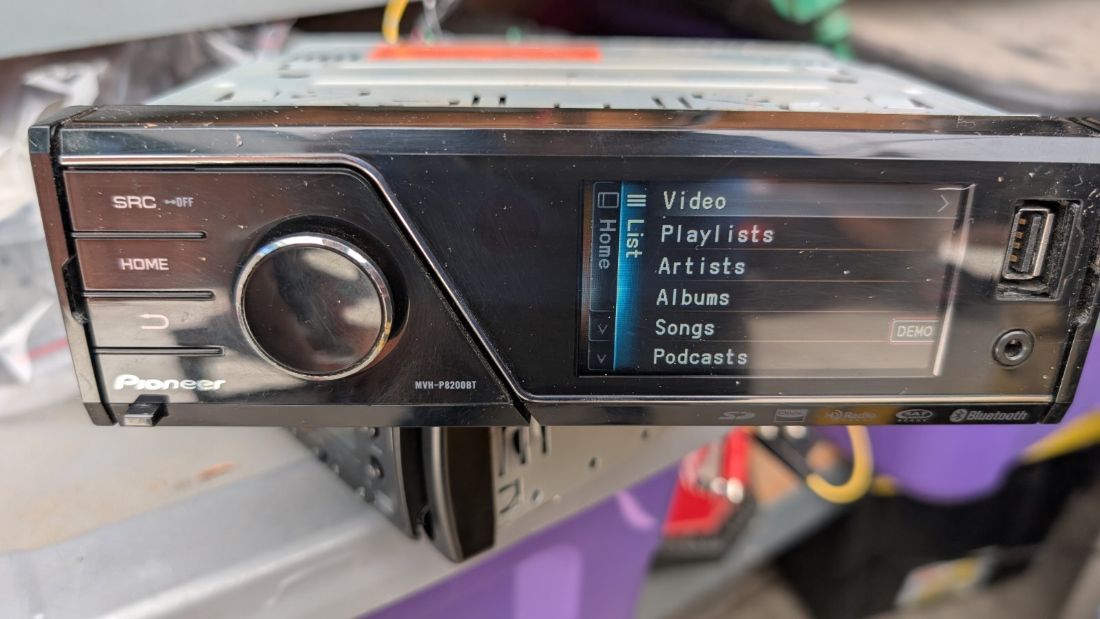 2010 Pioneer MVH-P8200BT Digital Media Receiver Head Unit Car Audio Untested