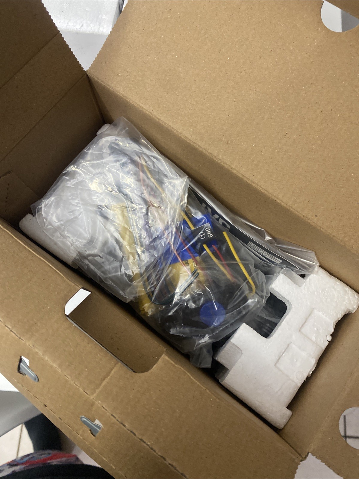 JVC KD-PKR201 CD Reciever & Speaker Kit NEW IN BOX