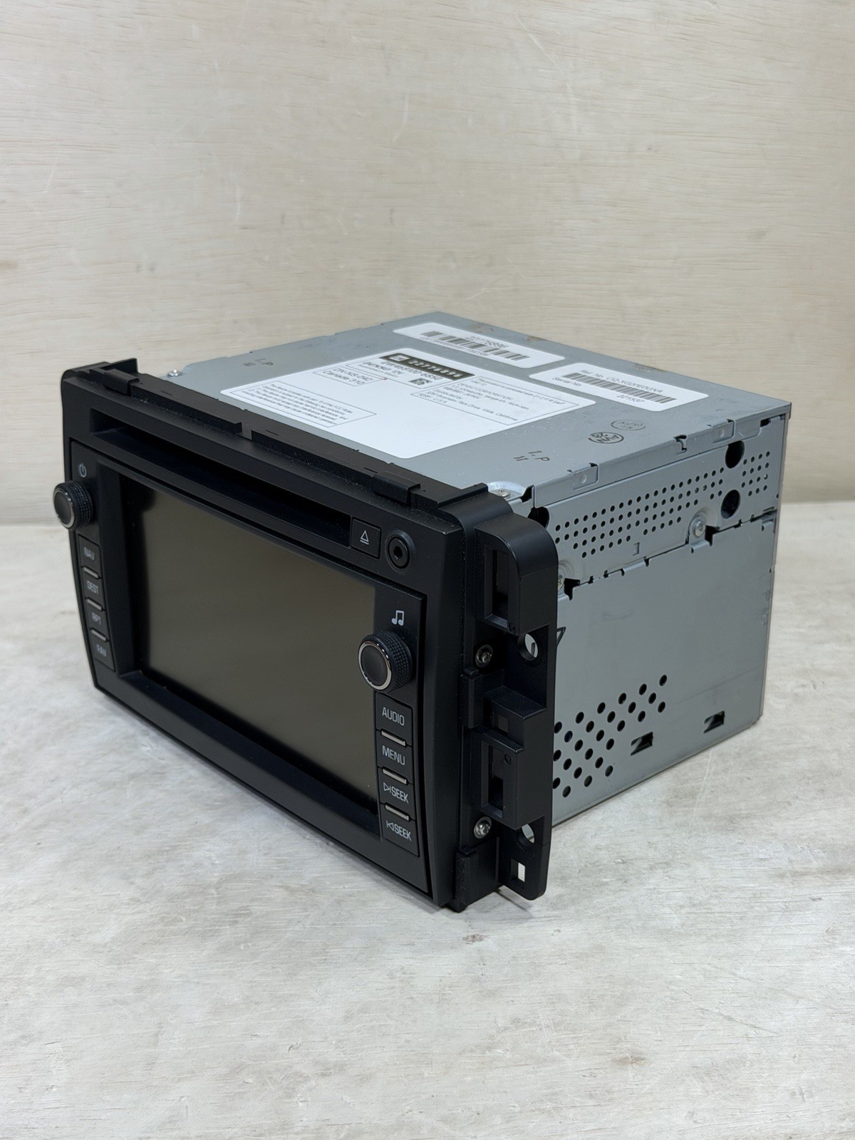 GM Denso DW468100-6850 22776896- DVD Navi Radio Yukon Suburban Tahoe OEM RARE
