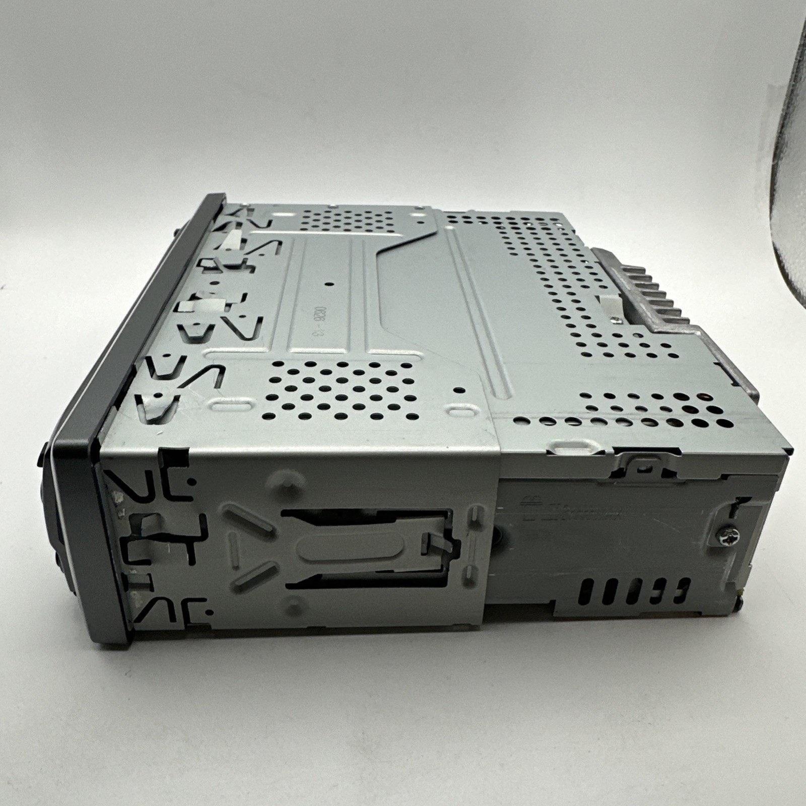 Kenwood KDC-MP205 Am fM CD 50 Watts Untested
