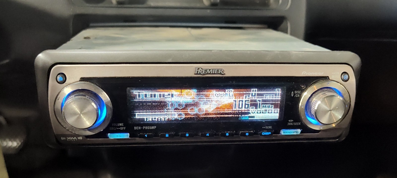 Pioneer Premier DEH-P860MP Old School Stereo OEL DOLPHIN GRAPHICS Parts Only