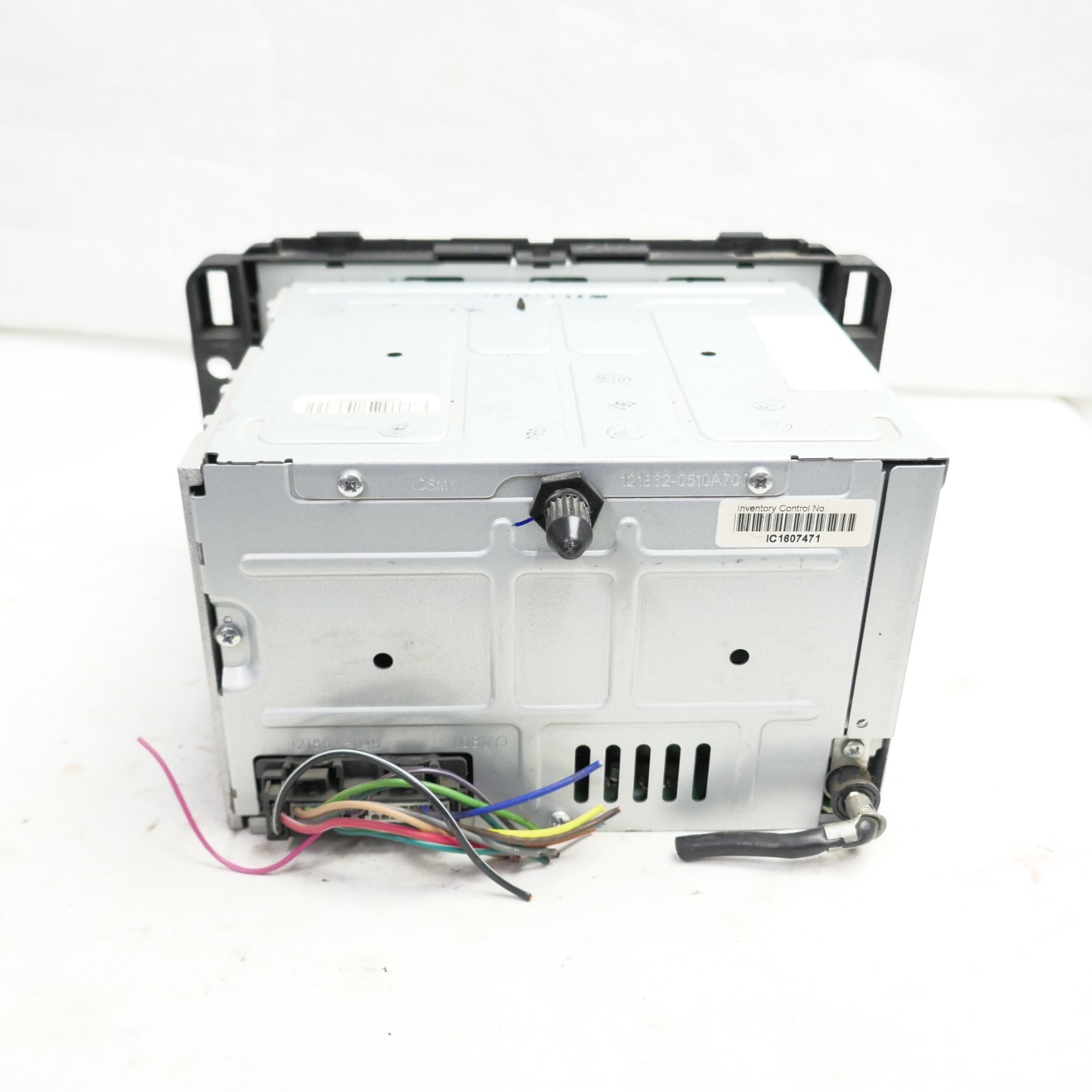 06 07 08 Chevrolet Impala Monte Carlo AM FM CD radio receiver 25957376