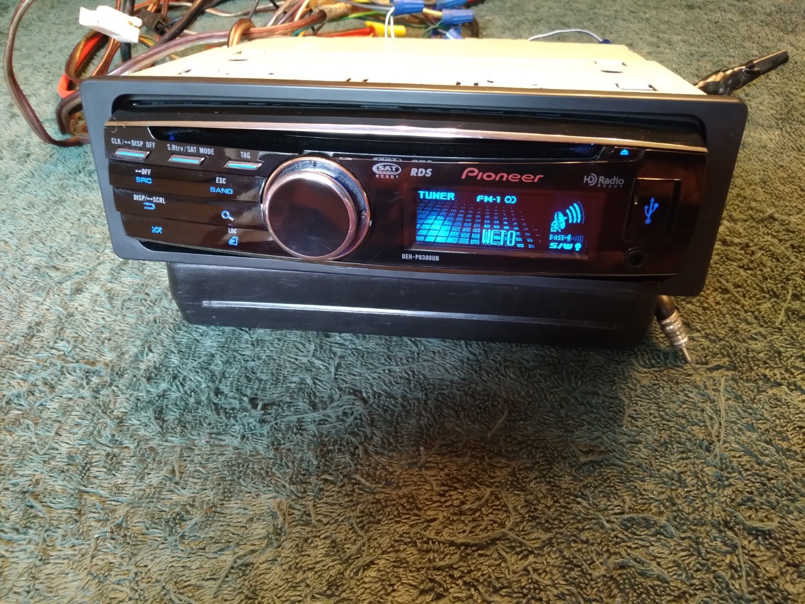 Pioneer DEH-P8300UB, CD /MP3/ USB/RDS Receiver , 200 watts, Tested