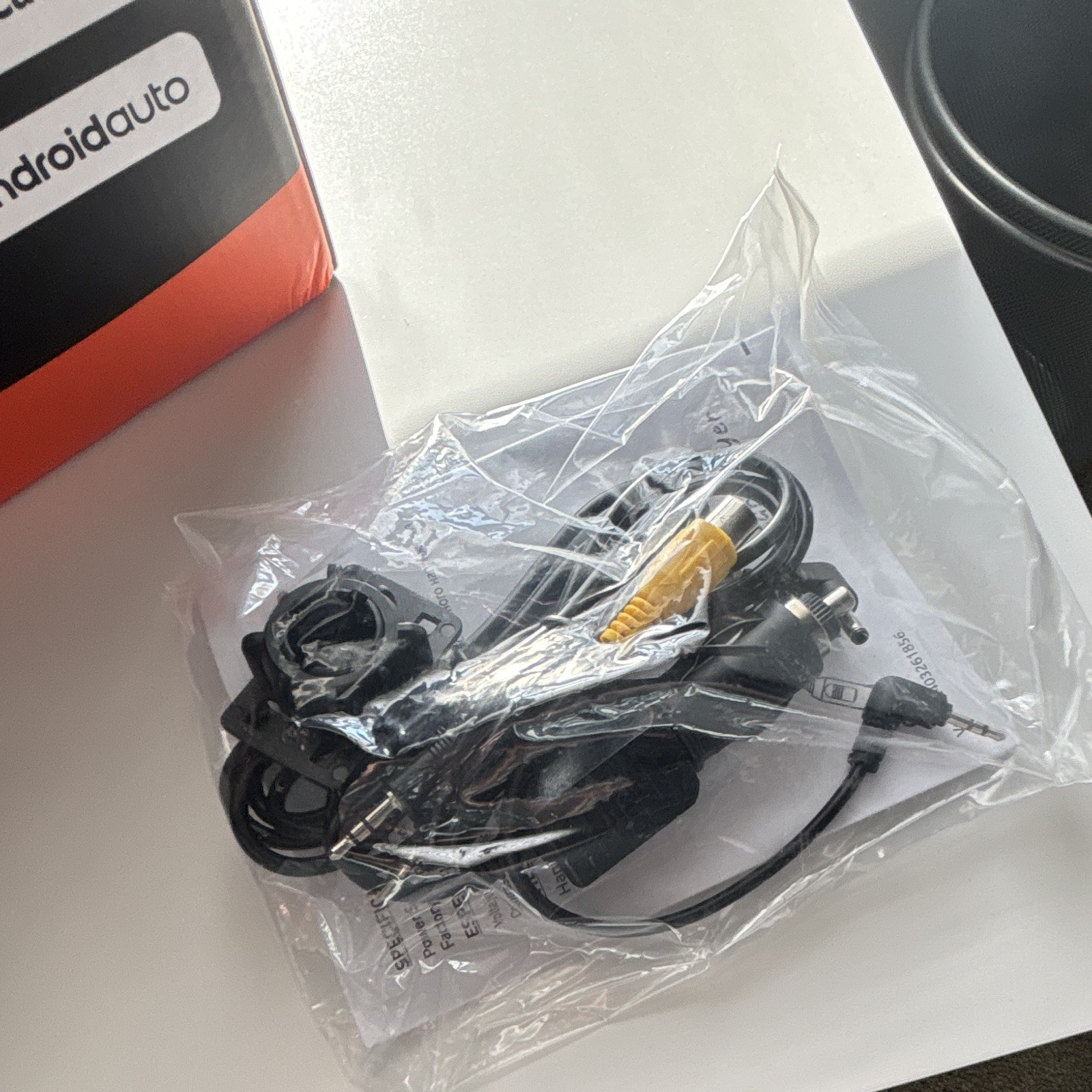 Portable Car Player MirrorLink Carplay Android Auto Box