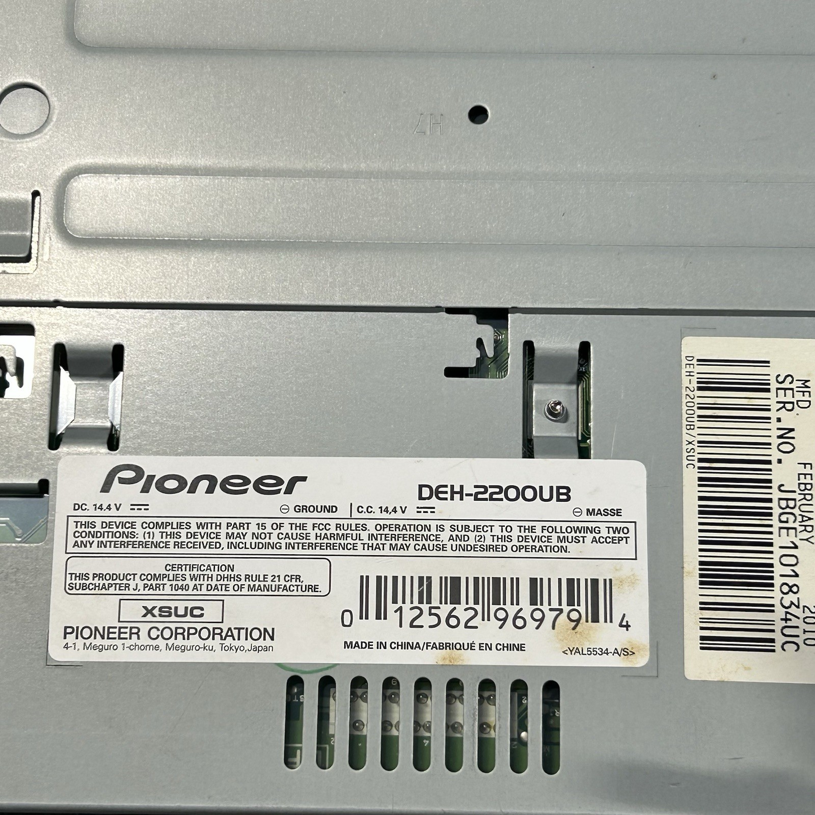 Pioneer DEH-2200UB CD Player/MP3 In Dash Car Audio Receiver Read Description