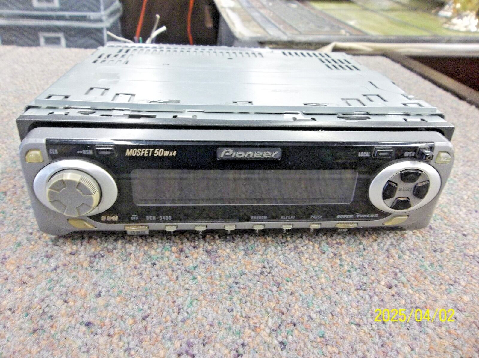 Pioneer DEH-3400 Car CD Player Receiver Mosfet 50 Watts Per Channel x4 AS/IS