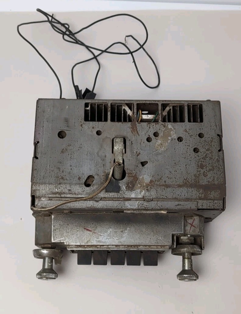 Vintage Delco 7282590-B AM Car Auto Radio 1963 1964 Chevy Untested GM