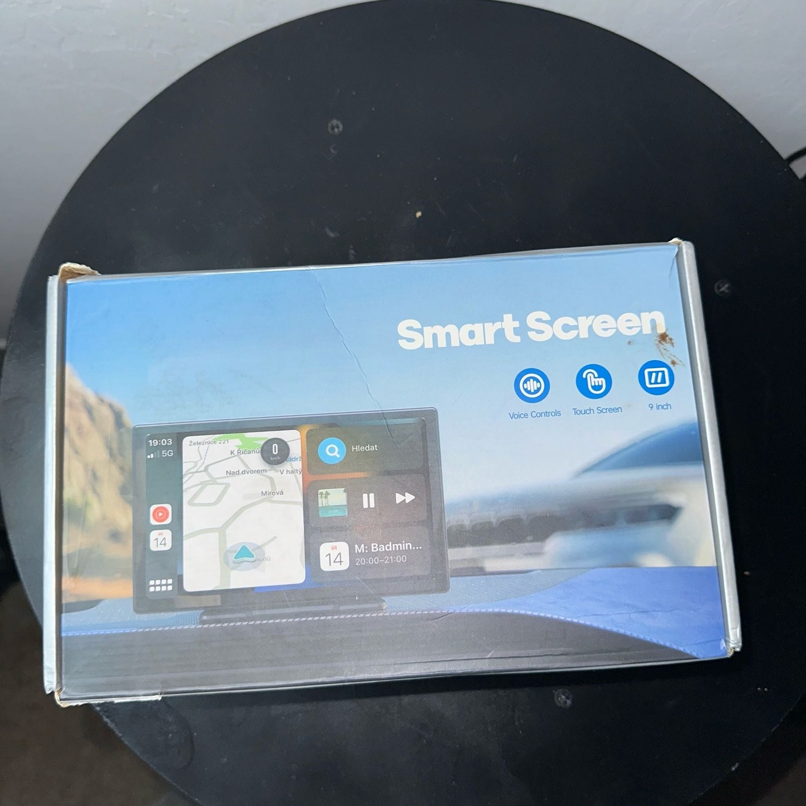 Lamtto 9-Inch Wireless Car Stereo Smart Screen with Apple CarPlay and Android Au