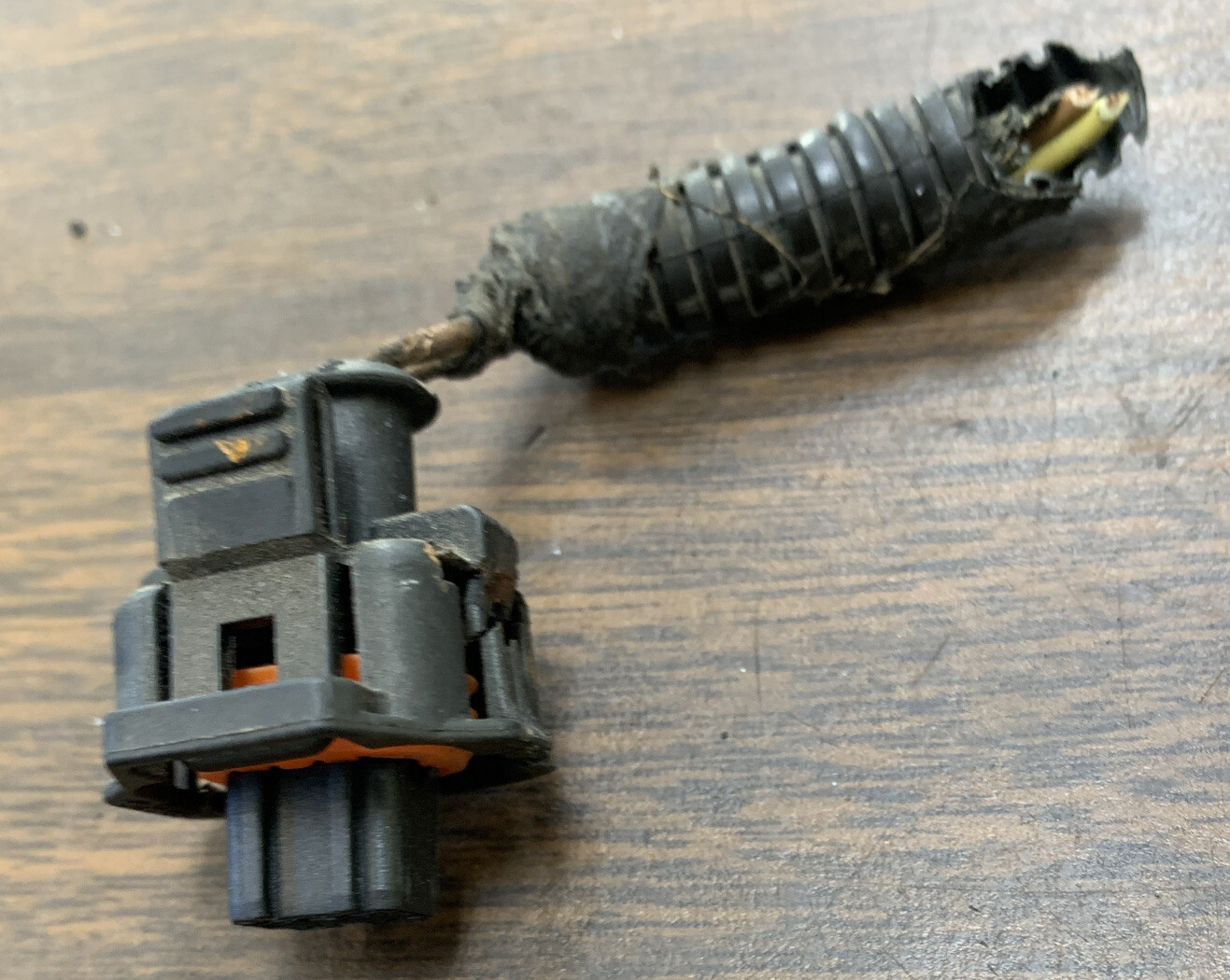 COOLENT TEMPUTURE SENSOR PLUG FOR CHEVROLET TRAVERSE
