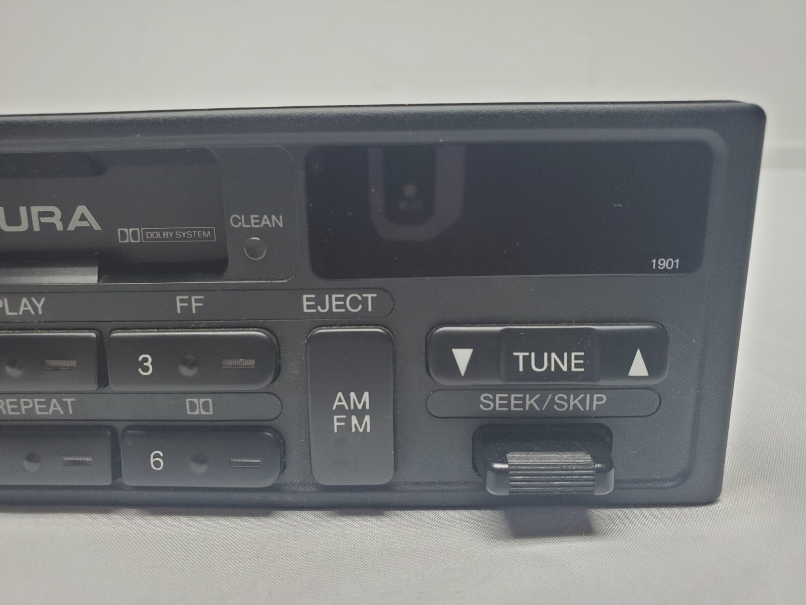 Acura Radio Stereo Tape Deck Model 39100-SK7-A122-M1