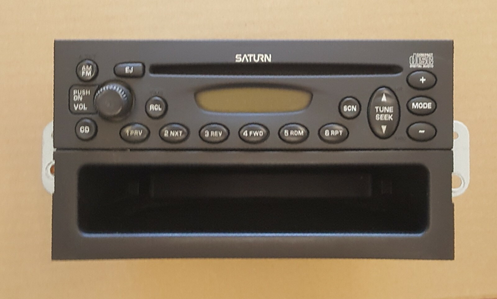 21025330 CQ-JG1062Z 2000-2002 Saturn S-Series AM-FM CD Stereo * TESTED & WORKING