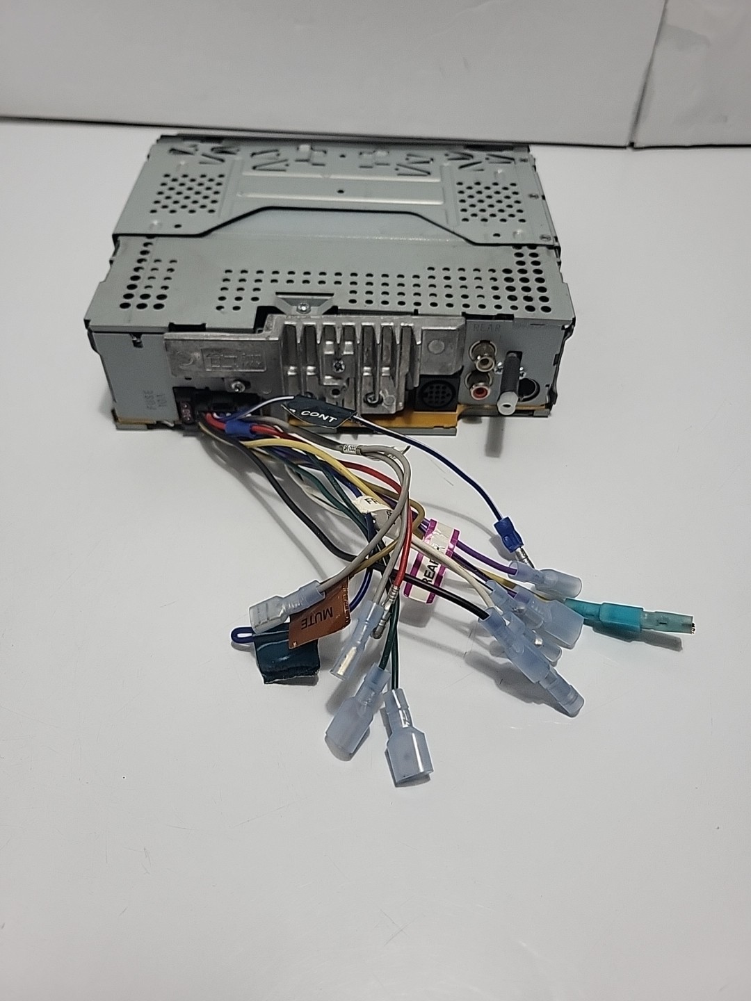 Kenwood KDC MP232 Car Stereo Cd Player Not Tested Complete Cage Trim Ring Plug