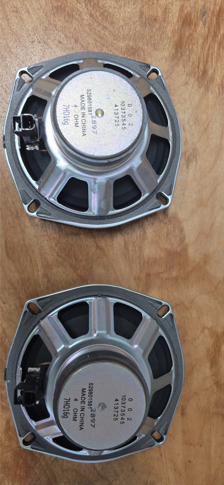 2006-2009 Saturn Sky/Pontiac Solstice Stereo (Not Monsoon) and factory speakers