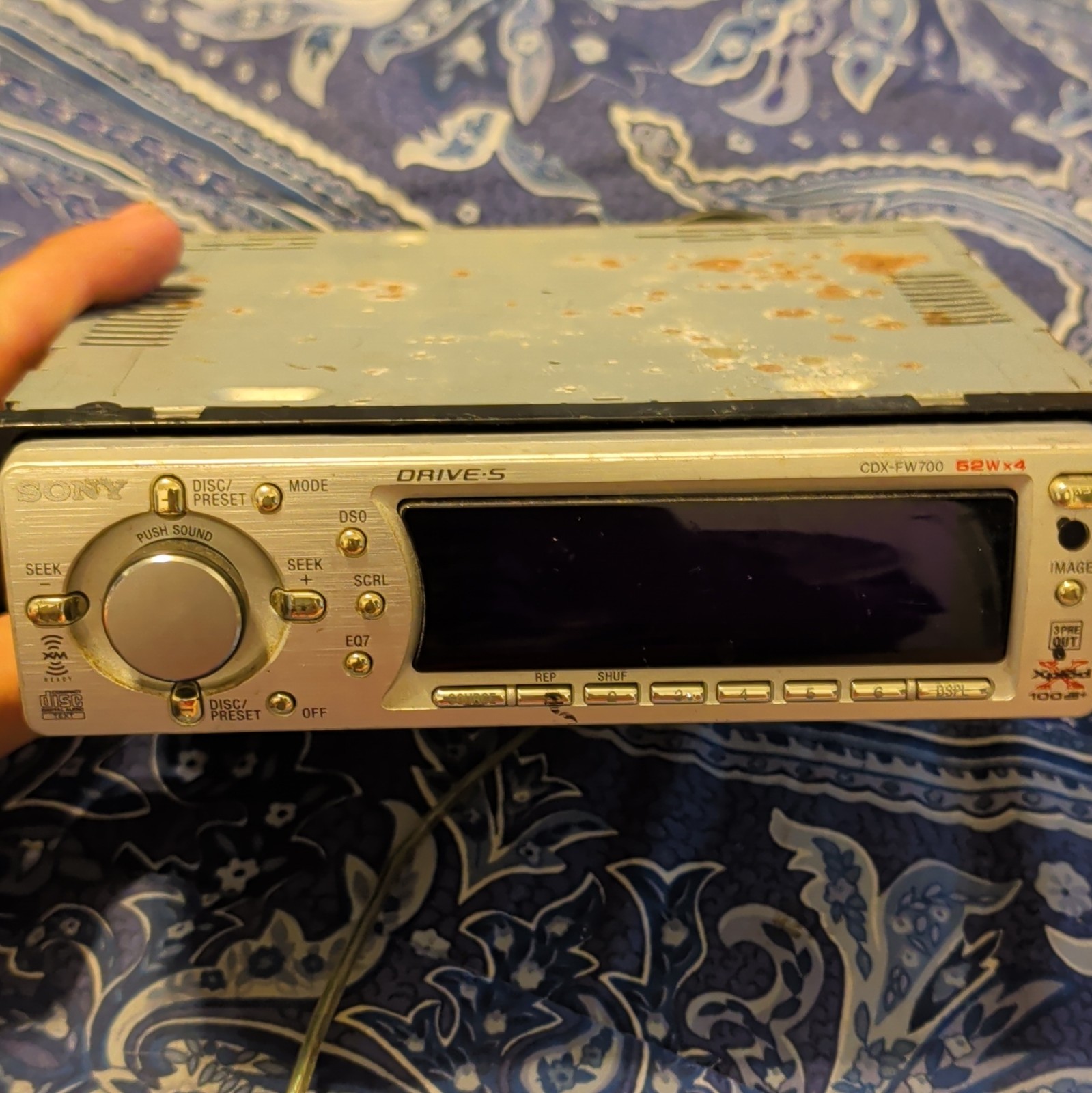 RARE SONY CDX-FW700 CD Player AM/FM Radio 1 DIN