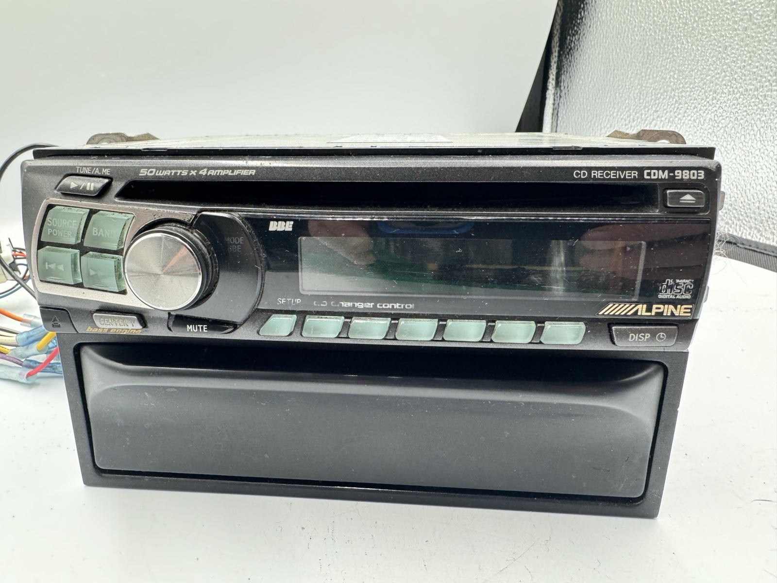 Alpine CDM-9803 Car Stereo CD Receiver 50Wx4 Untested