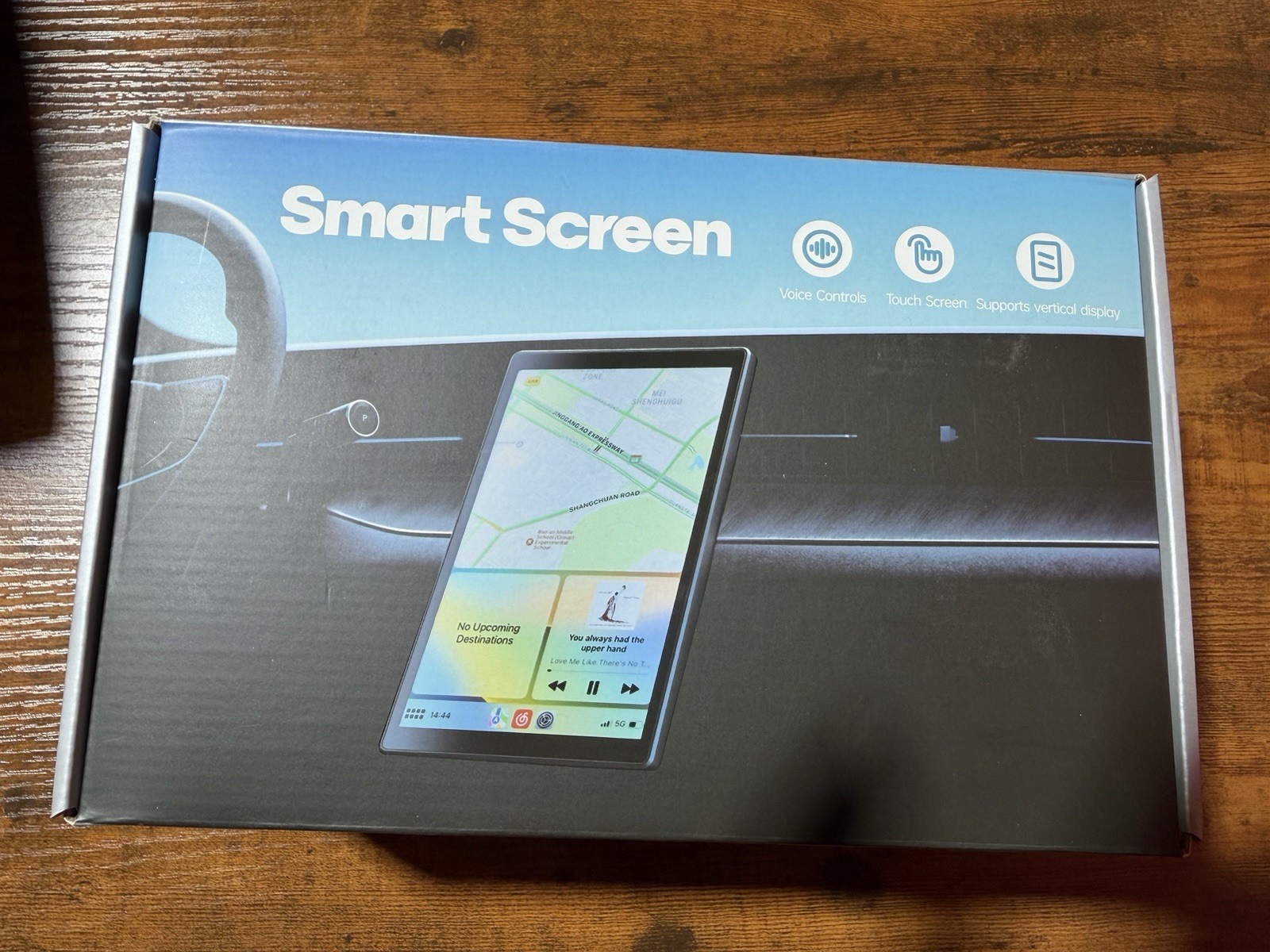 LAMTTO 8-inch Carplay Screen for cars, Suction cup Mount & Magnetic Holder