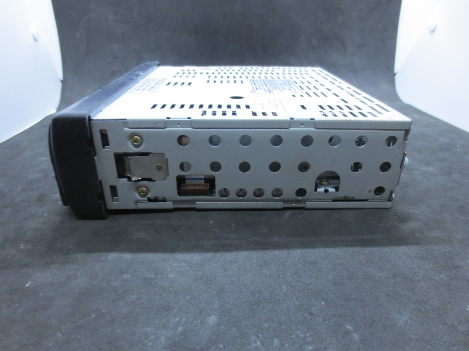 Craig AP9910 AM/FM CD Car Stereo with Removable Face & Original Box