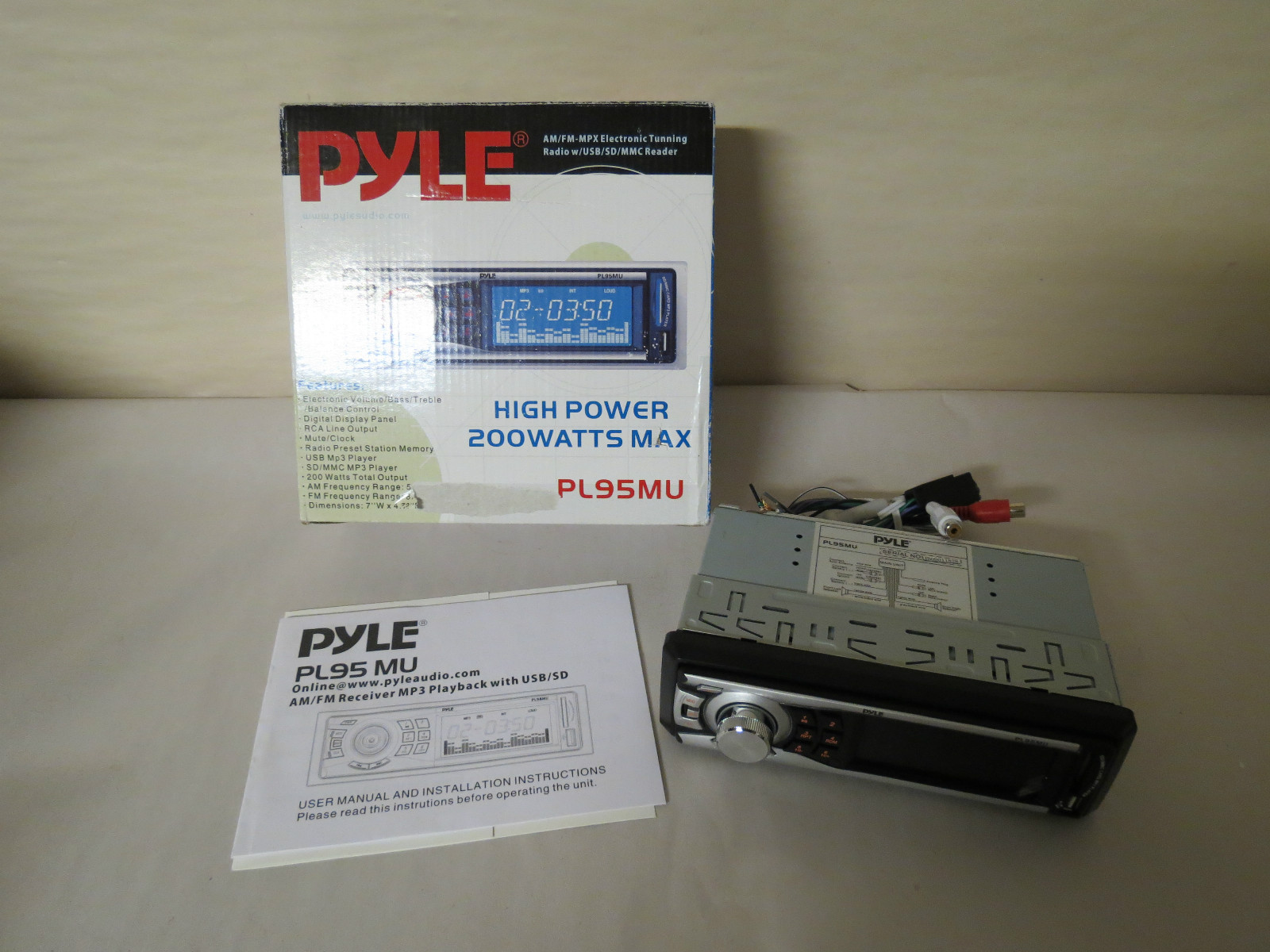 PYLE PL95MU AM/FM-MPX ELECTRONIC TUNING RADIO WITH USB/SD/MMC READER