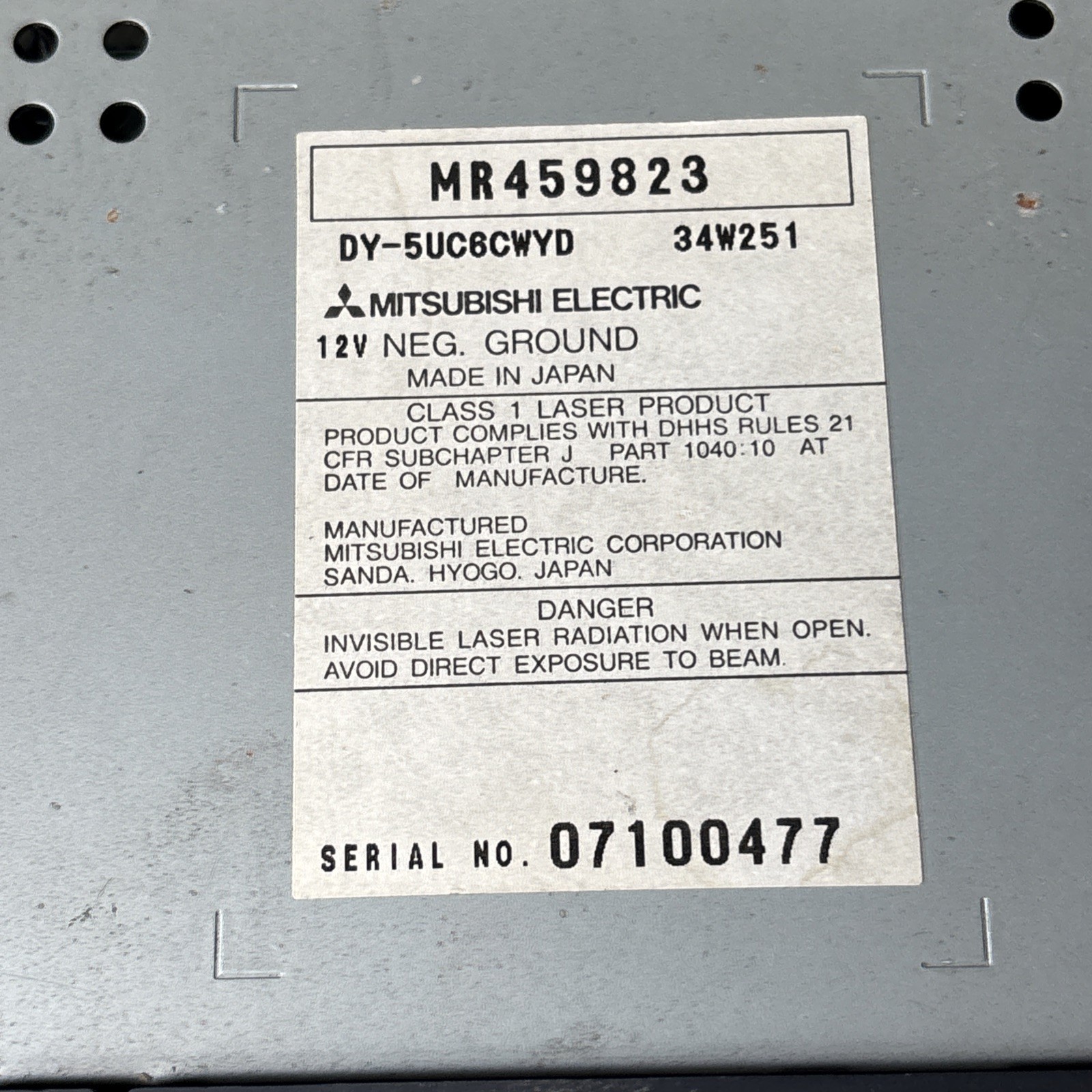2001-2005 Dodge Stratus Chrysler Sebring 4 Disc CD Player Radio OEM MR459823
