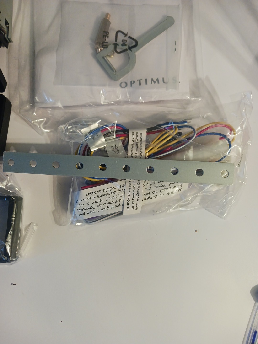 Optimus High Power In-Dash Am/Fm Stereo Cassette W/Detachable Face No. 12-2113