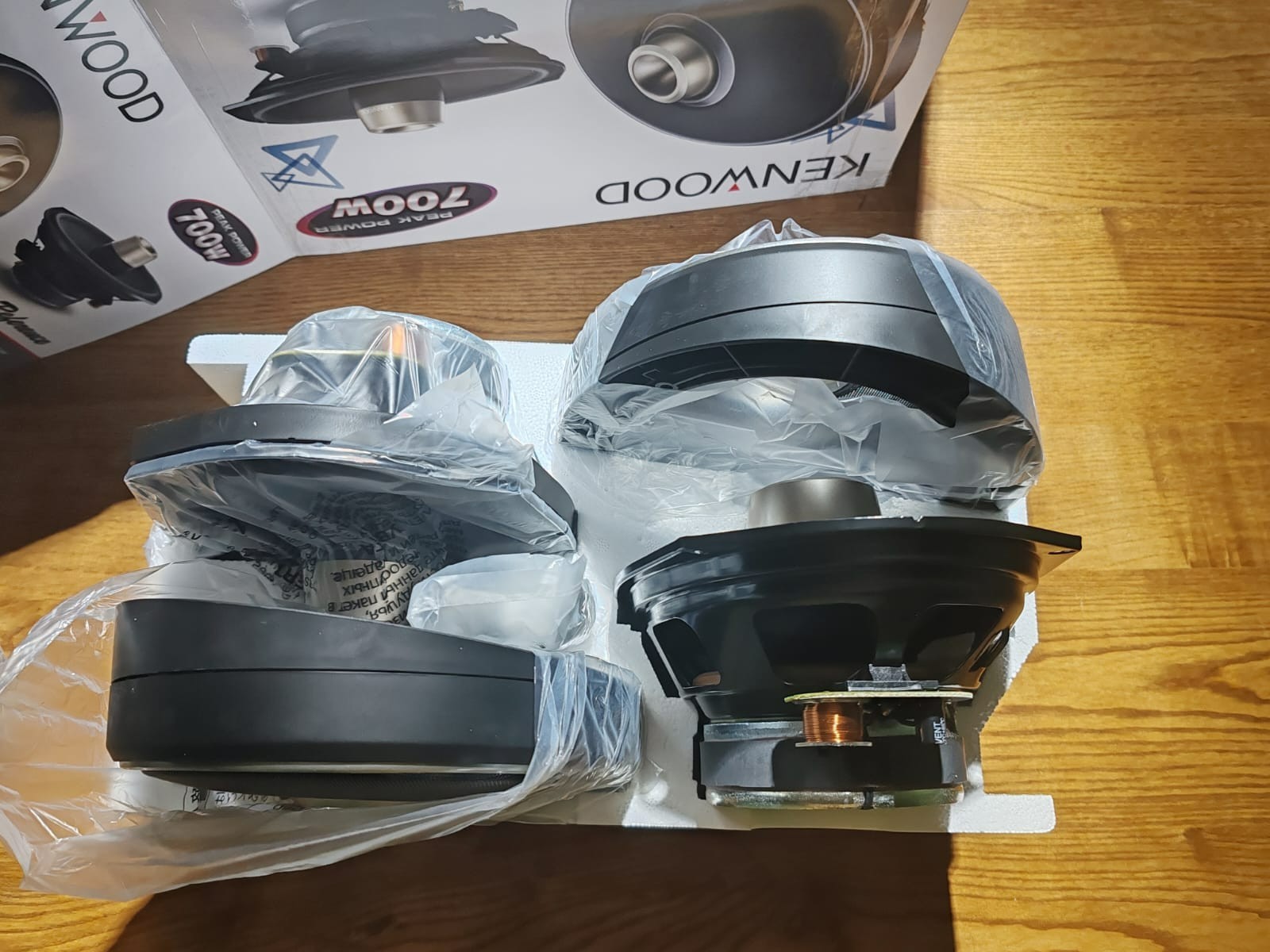 KENWOOD CAR SPEAKERS, Horn Tweeter Design, 97dB, 88mm KFC-HQR710EX- Beautiful ￼: