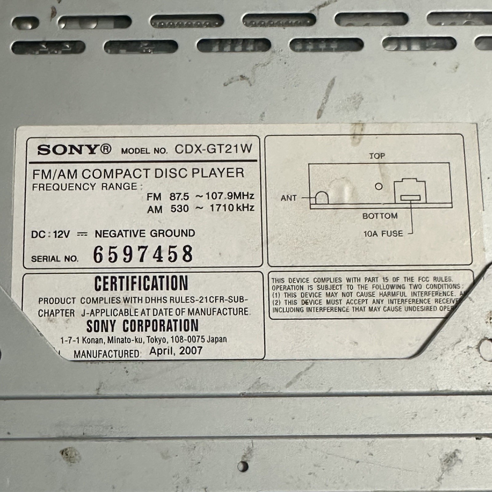 Sony CDX-GT21W FM/AM CD Player MP3 WMA Detachable Face Plate Untested