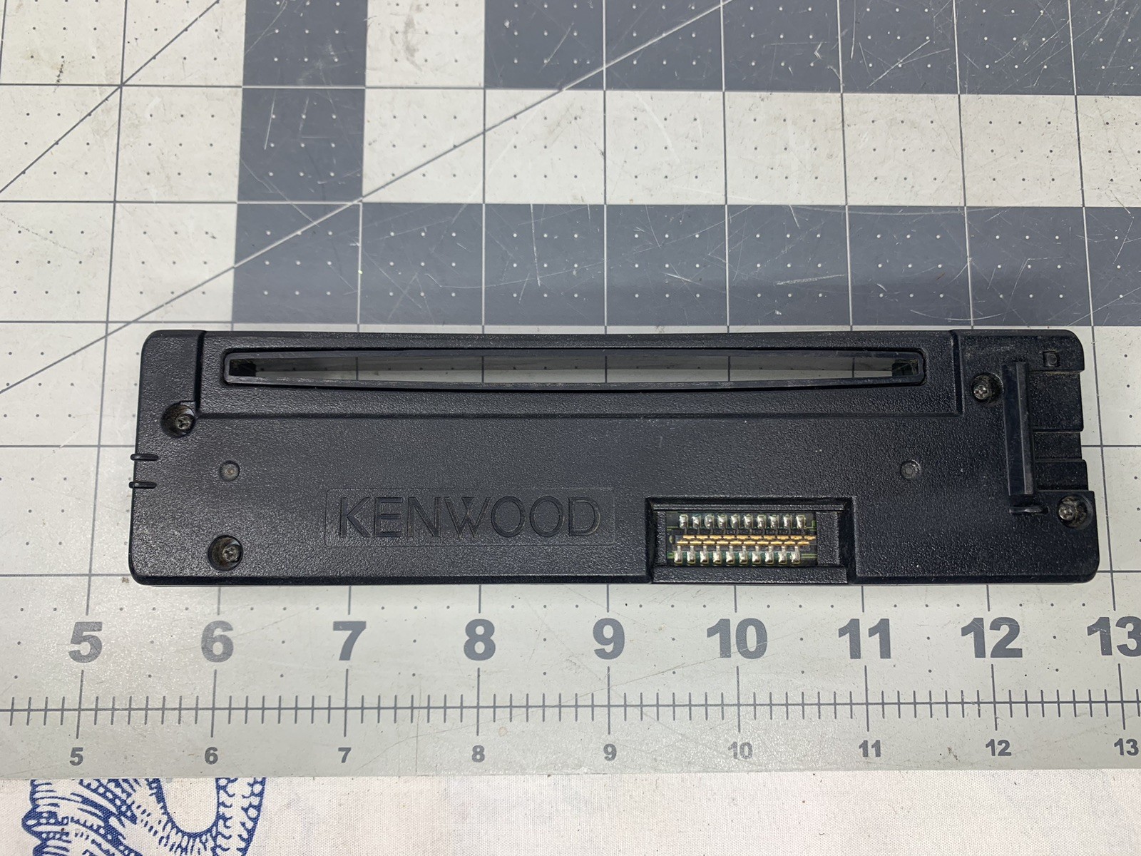 Kenwood Car Stereo KDC-135 Cd Player Vintage 90’s Audio Faceplate Only (h2)