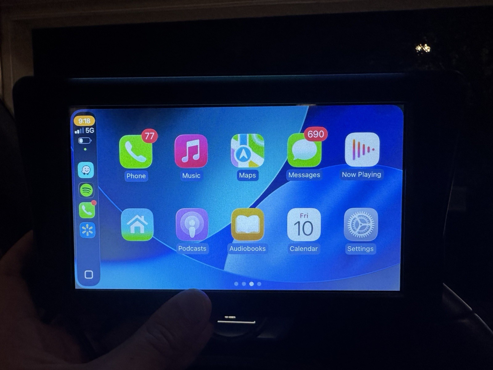 Wireless Apple CarPlay & Android Auto Portable Screen – Bluetooth – Easy Install