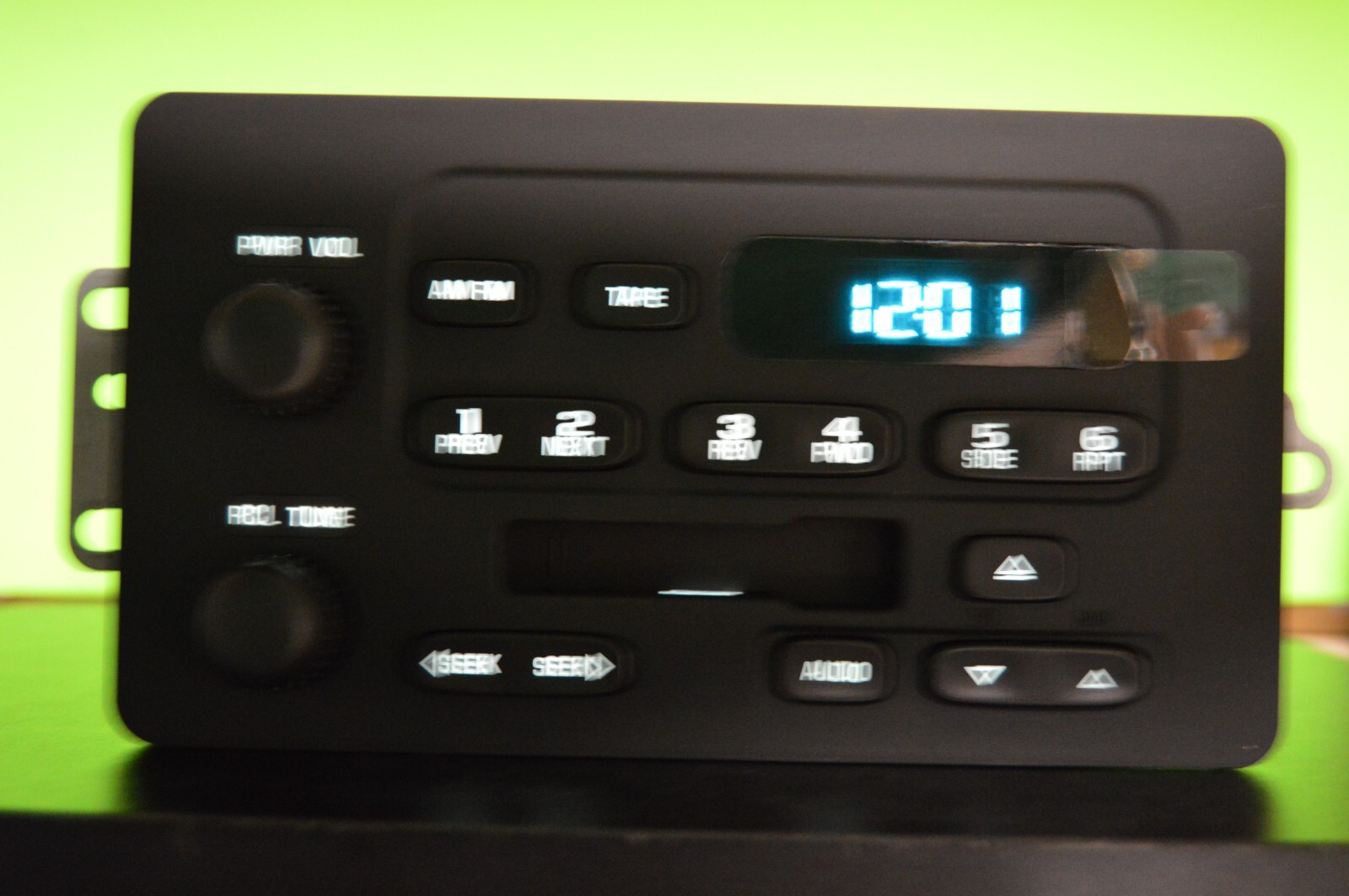 Chevy Cavalier Malibu factory Cassette player radio 00 01 02 03 04 05 09379061