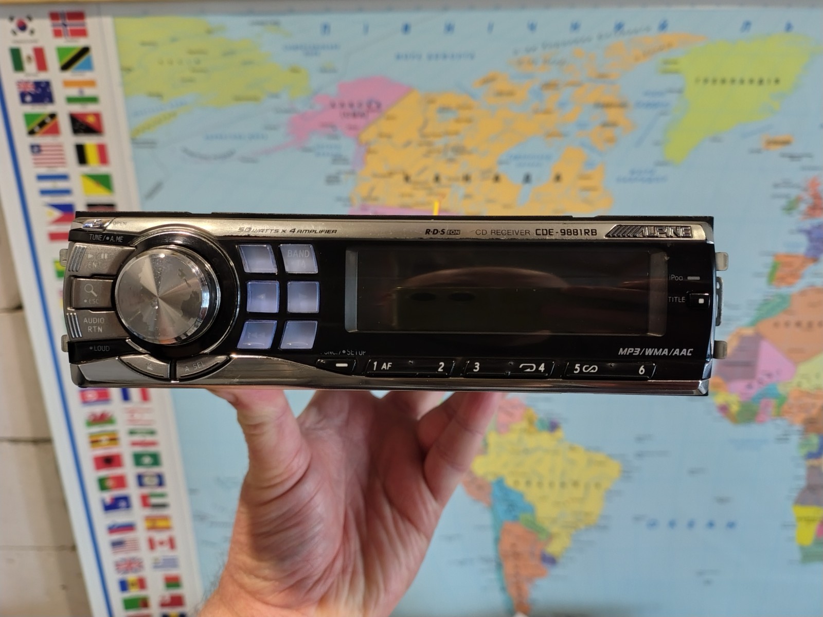 Alpine CDE-9881R BCar Stereo Mobile Media Receiver Fully Working Good Shape