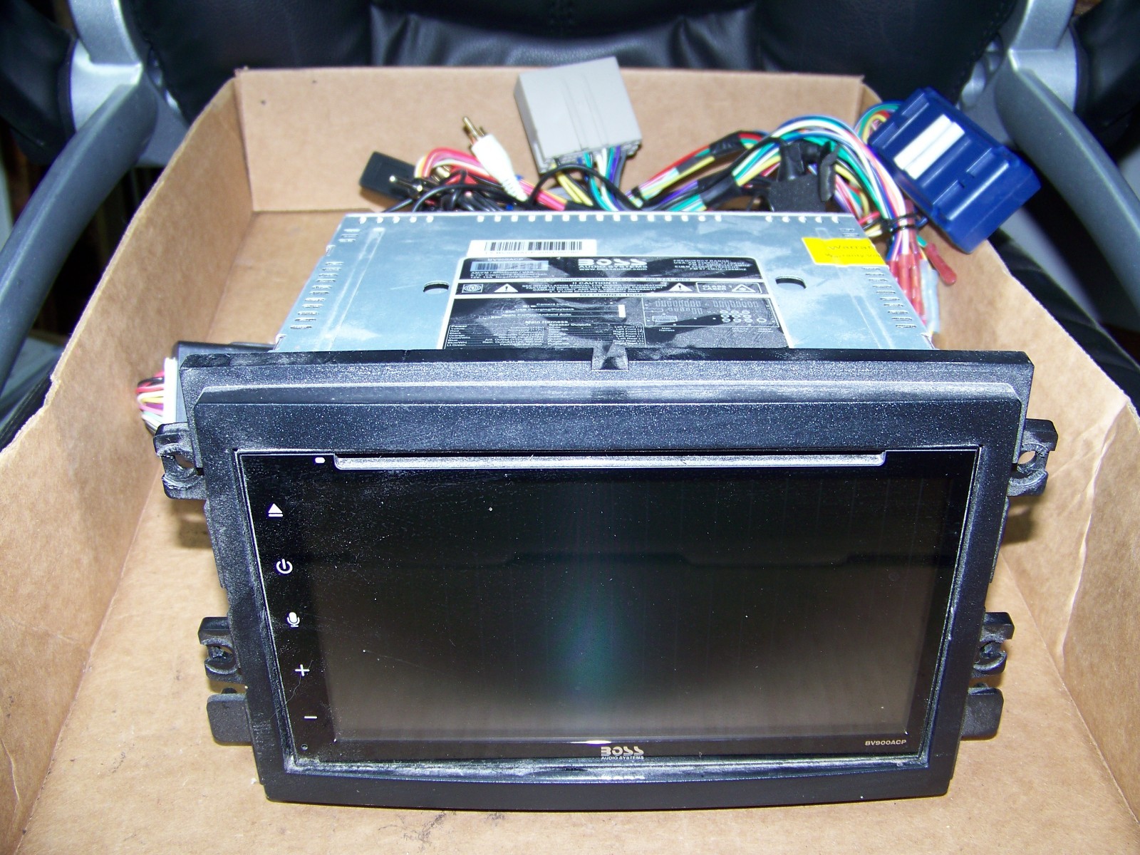 BOSS Audio System Elite BV900ACP Multimedia Receiver w/Ford Interface