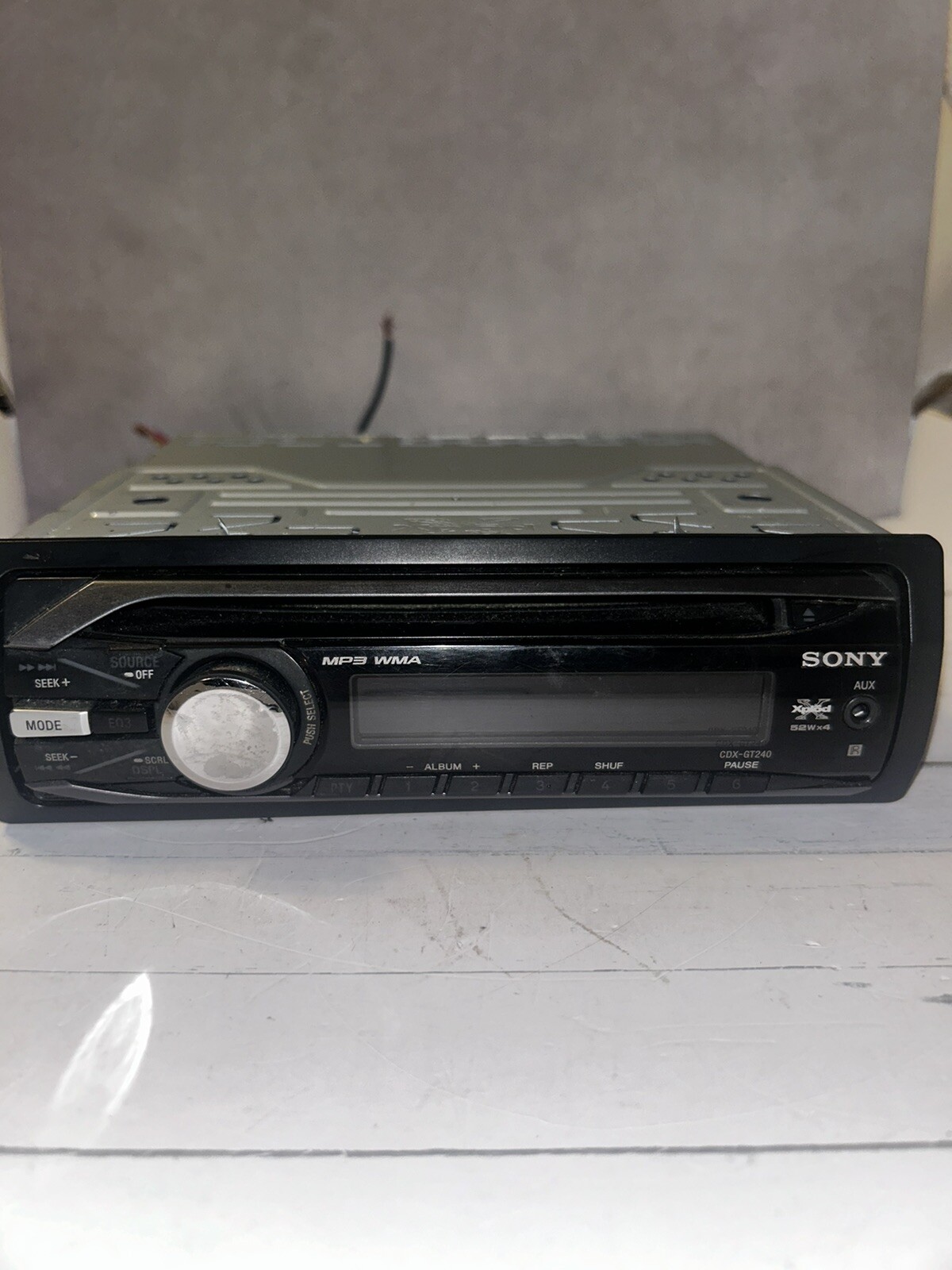 SONY CDX GT240