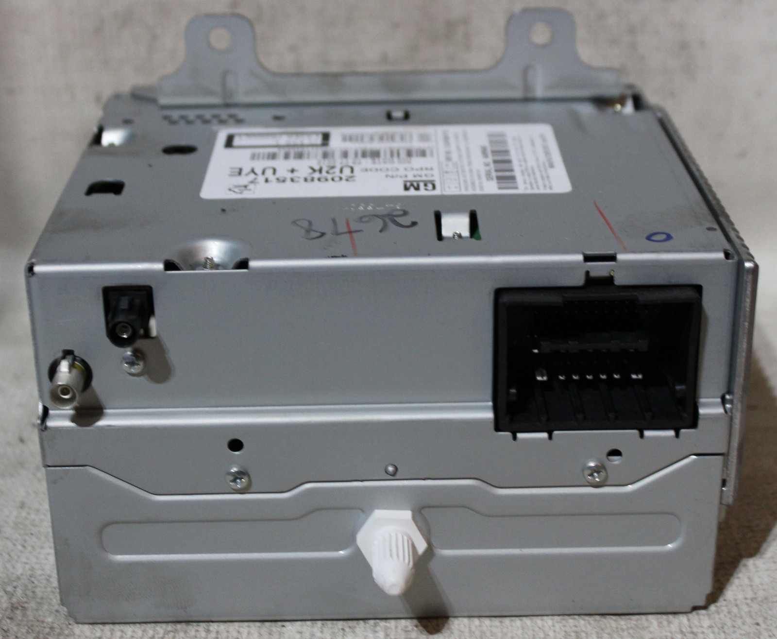 Saab 9-5 2010 Factory Stereo MP3 CD Player Radio XM Ready 20983517 (OD2678)