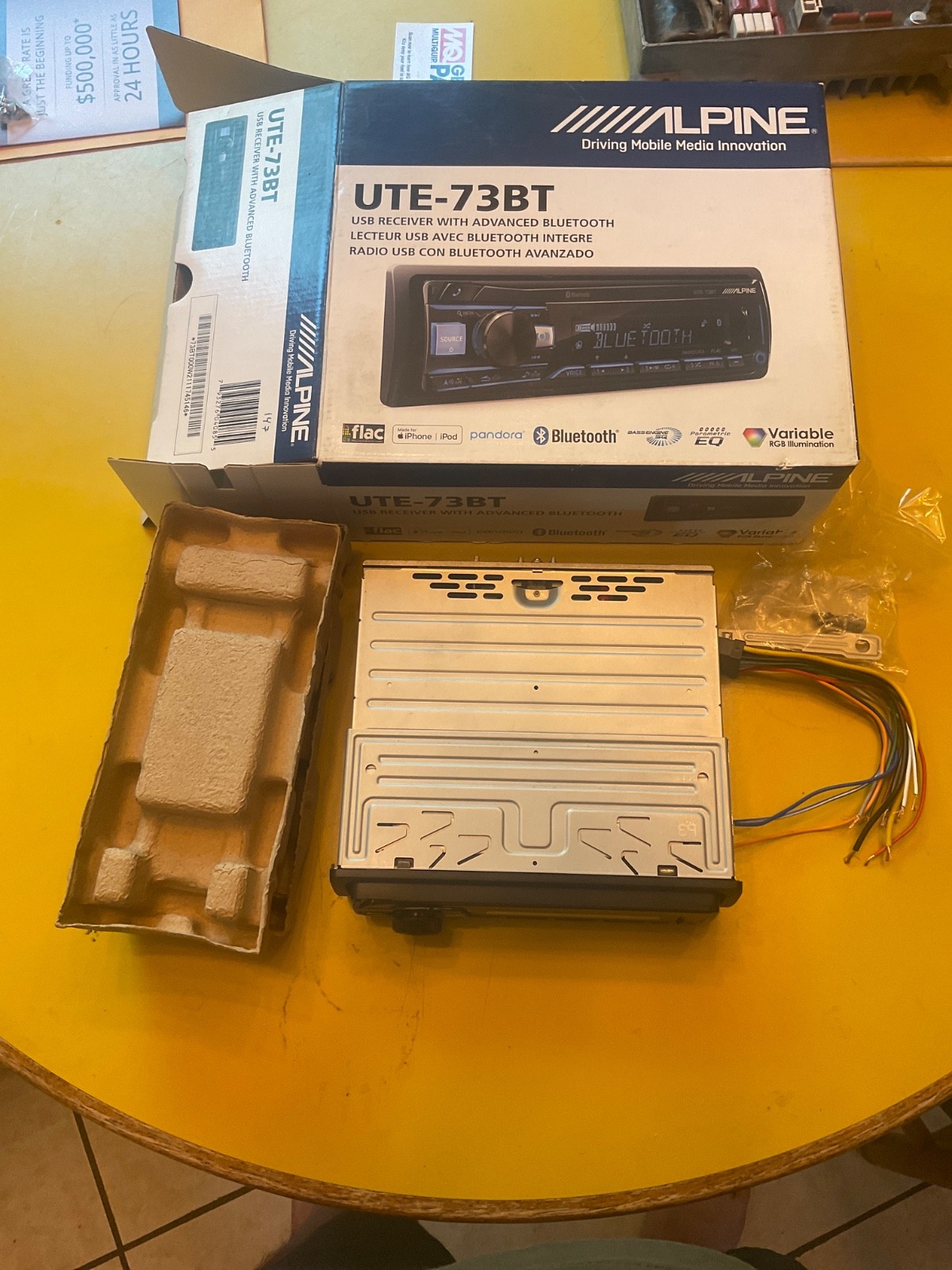 Alpine UTE-73BT Digital Media Receiver for parts or repair