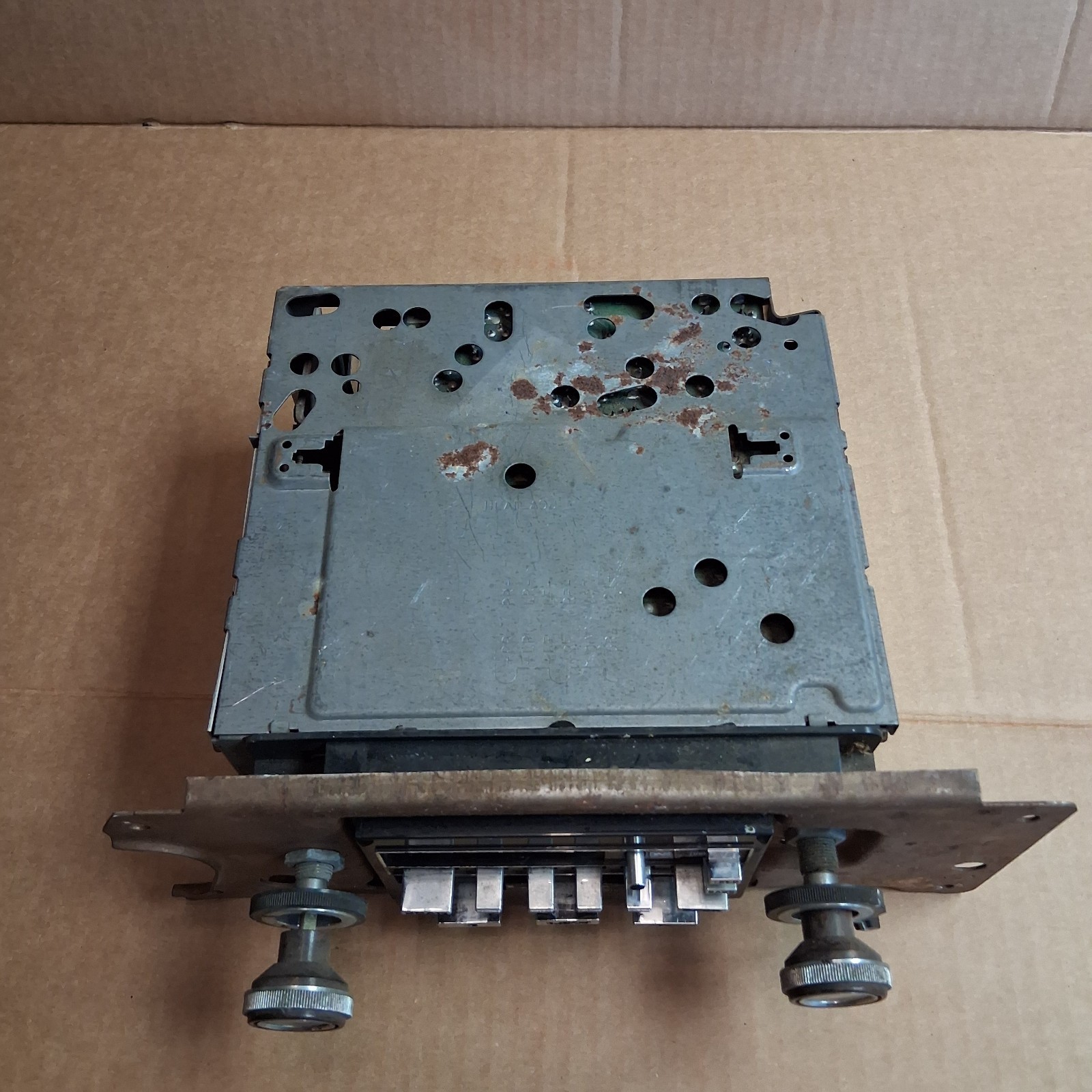 78-87 GM, CHEVEROLET RADIO