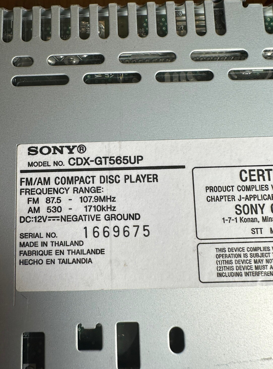 Sony CDX-GT565UP FM/AM Compact Disc Player Sirius XM W/ Remote.. Works Great!
