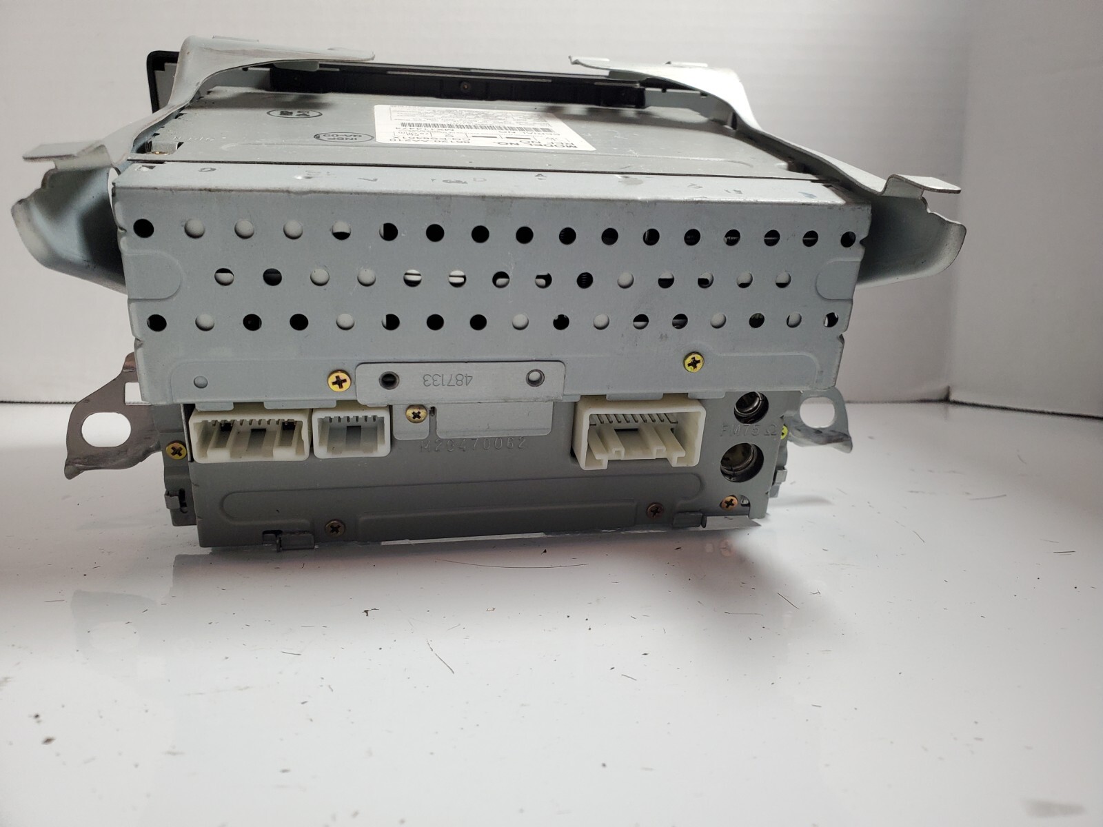 AS-IS OEM Toyota 86120-AA210 6 Disc CD / Cassette Tape Player Double DIN Stereo