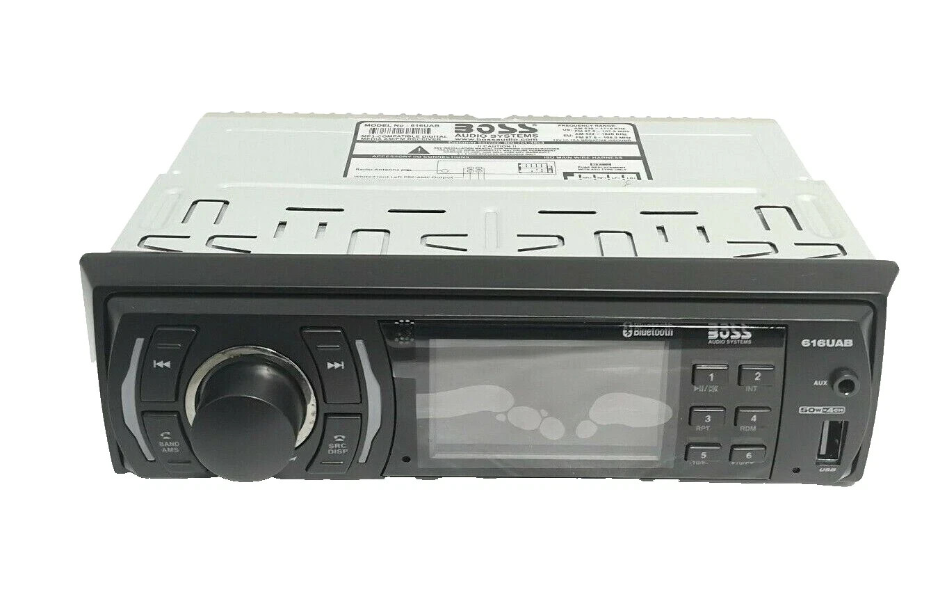 BOSS Audio Car Mp3 Player- 616UAB- 200 watts- 4 channel MP3 RADIO NEW NO BOX