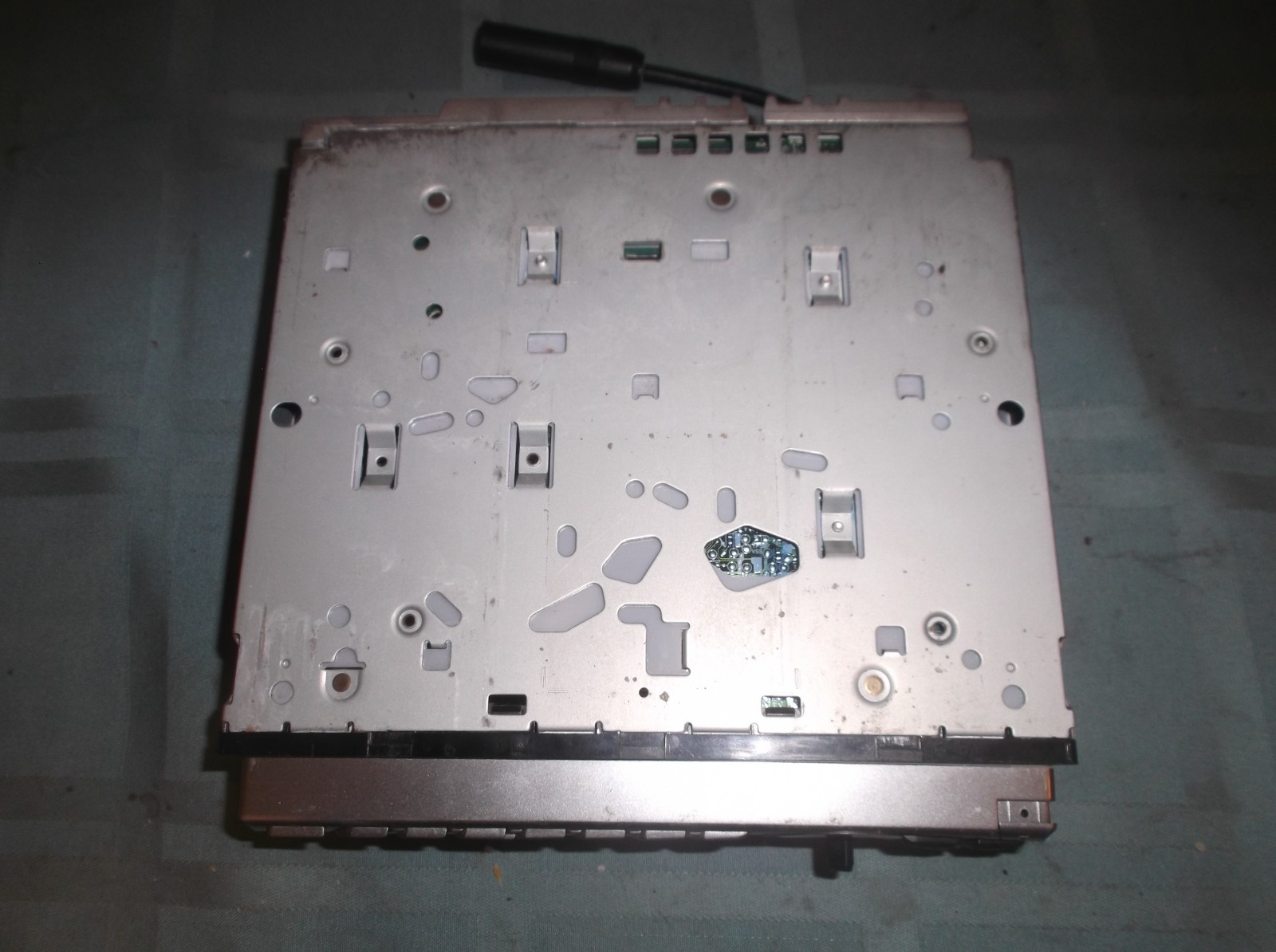 ALPINE CDE-9843 C D PLAYER (UNTESTED & NOT COMPLETE)